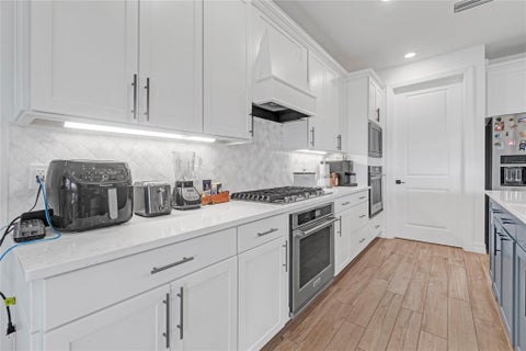 Tiny photo for 4566 Silverwood Lane N, Oakland Park, FL 33309 (MLS # B26082529)