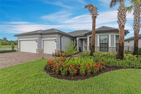 Photo of 4566 Silverwood Lane N, Oakland Park, FL 33309 (MLS # B26082529)