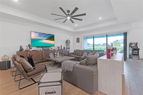 Tiny photo for 4566 Silverwood Lane N, Oakland Park, FL 33309 (MLS # B26082529)