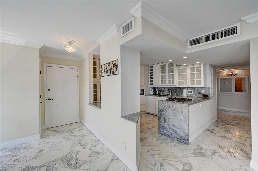 Parker Plaza - Residential