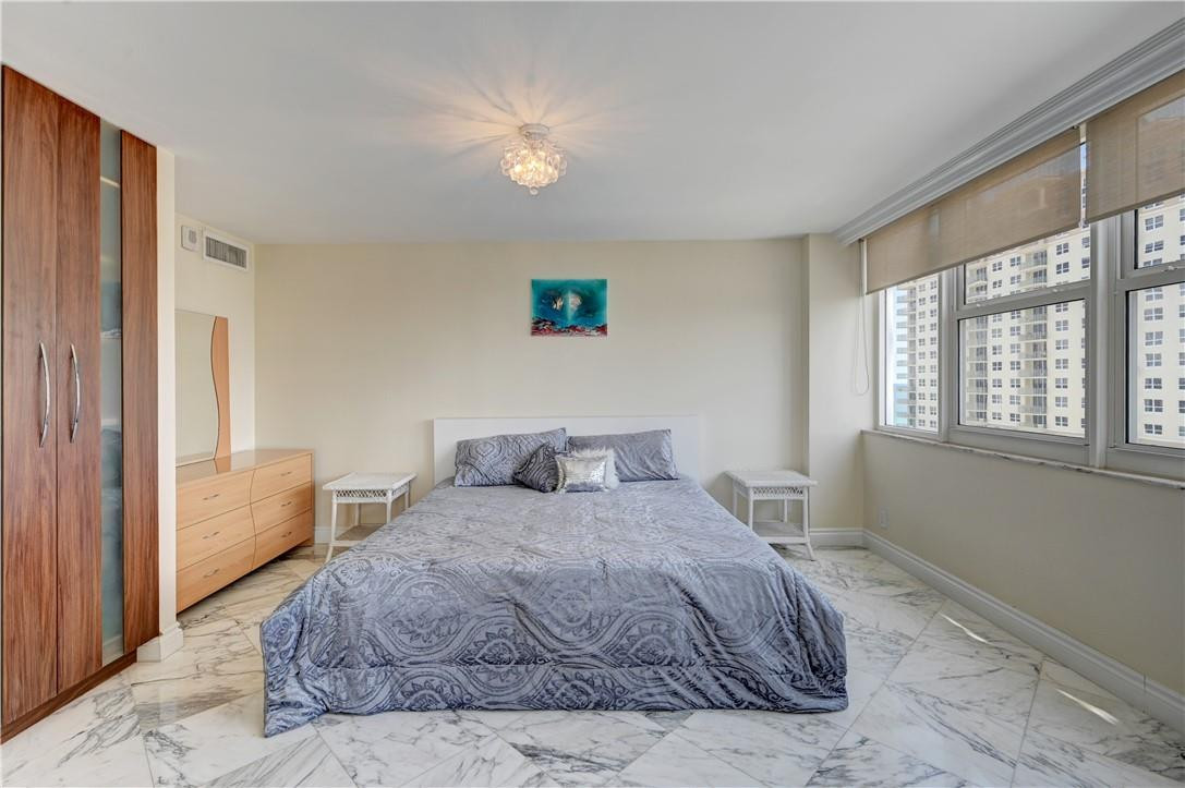 Parker Plaza - Residential