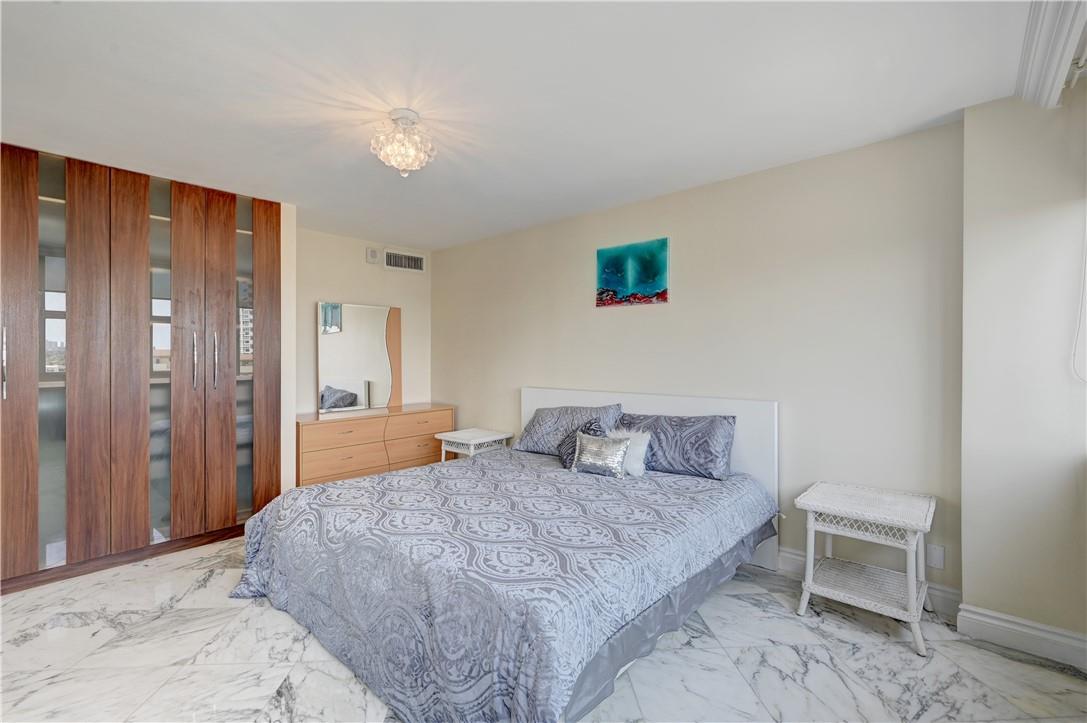 Parker Plaza - Residential