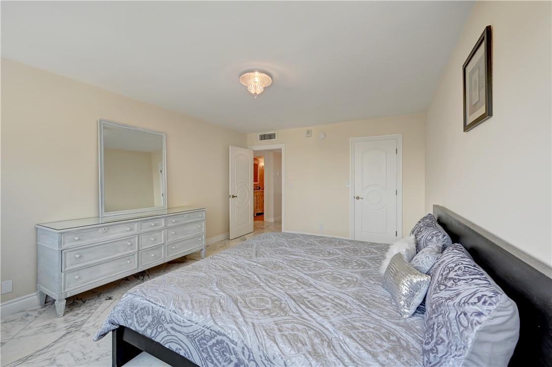 Parker Plaza - Residential