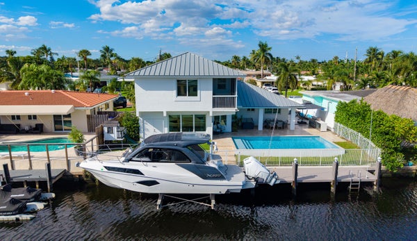 120 SE 12TH CT, POMPANO BEACH, FL 33060 - Image 4e4f98da30ce4bf5ca225e82c317a497/1396684681