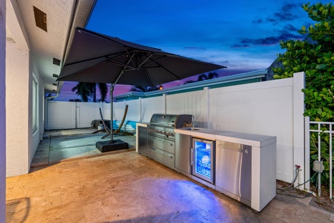 Tiny photo for 120 SE 12th Court, Pompano Beach, FL 33060 (MLS # B26087915)