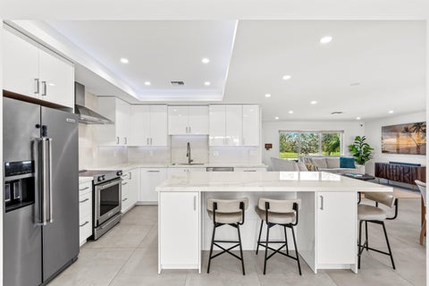 Tiny photo for 120 SE 12th Court, Pompano Beach, FL 33060 (MLS # B26087915)