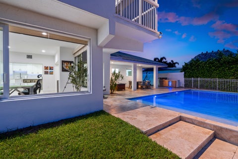 Tiny photo for 120 SE 12th Court, Pompano Beach, FL 33060 (MLS # B26087915)