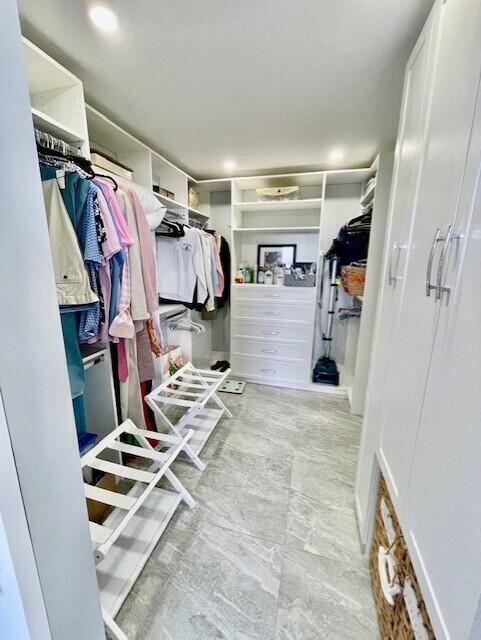 LA PALMA CONDO - Residential Lease
