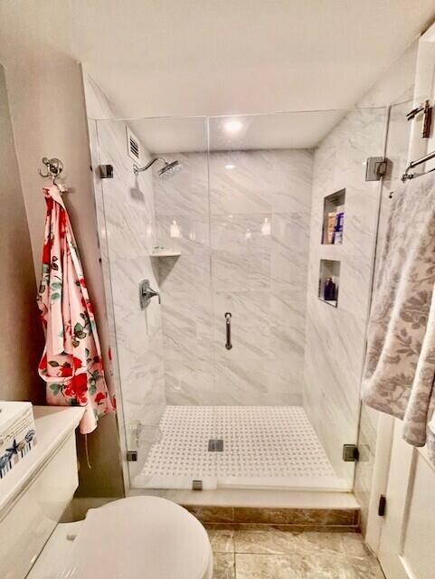 LA PALMA CONDO - Residential Lease