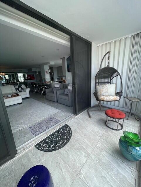LA PALMA CONDO - Residential Lease