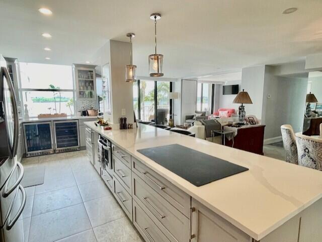 LA PALMA CONDO - Residential Lease