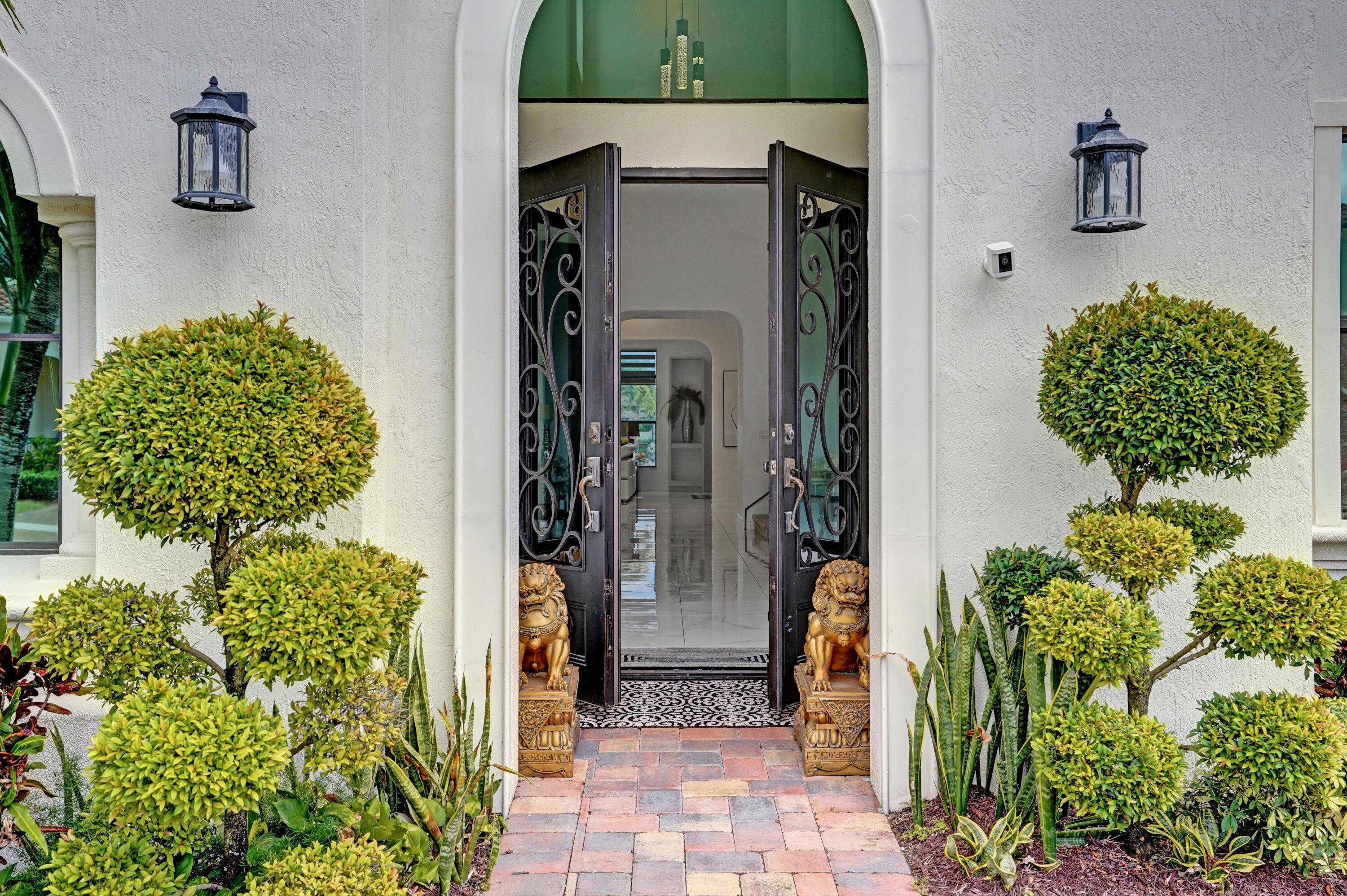 PALM MEADOWS ESTATES - Residential