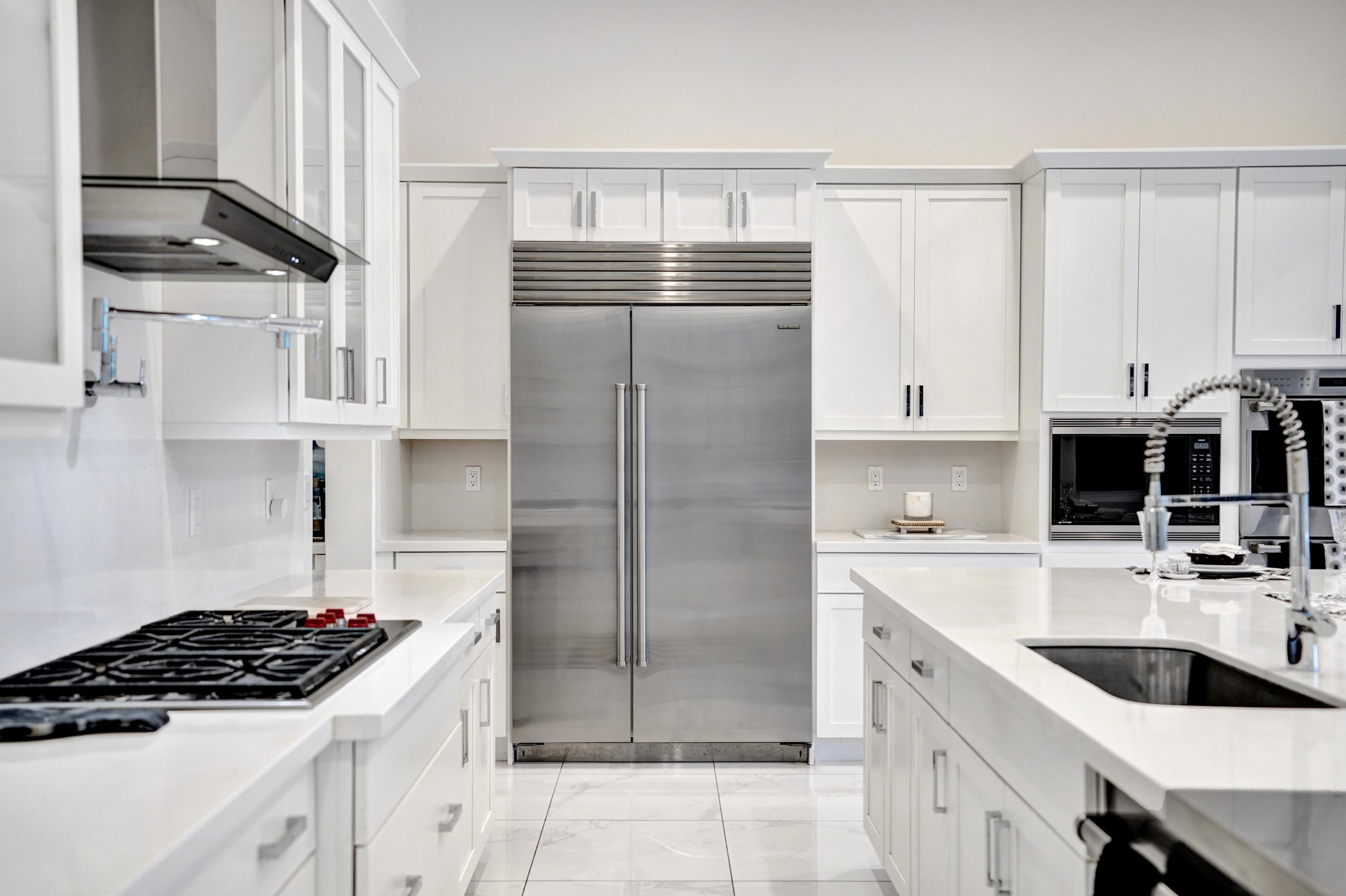 PALM MEADOWS ESTATES - Residential