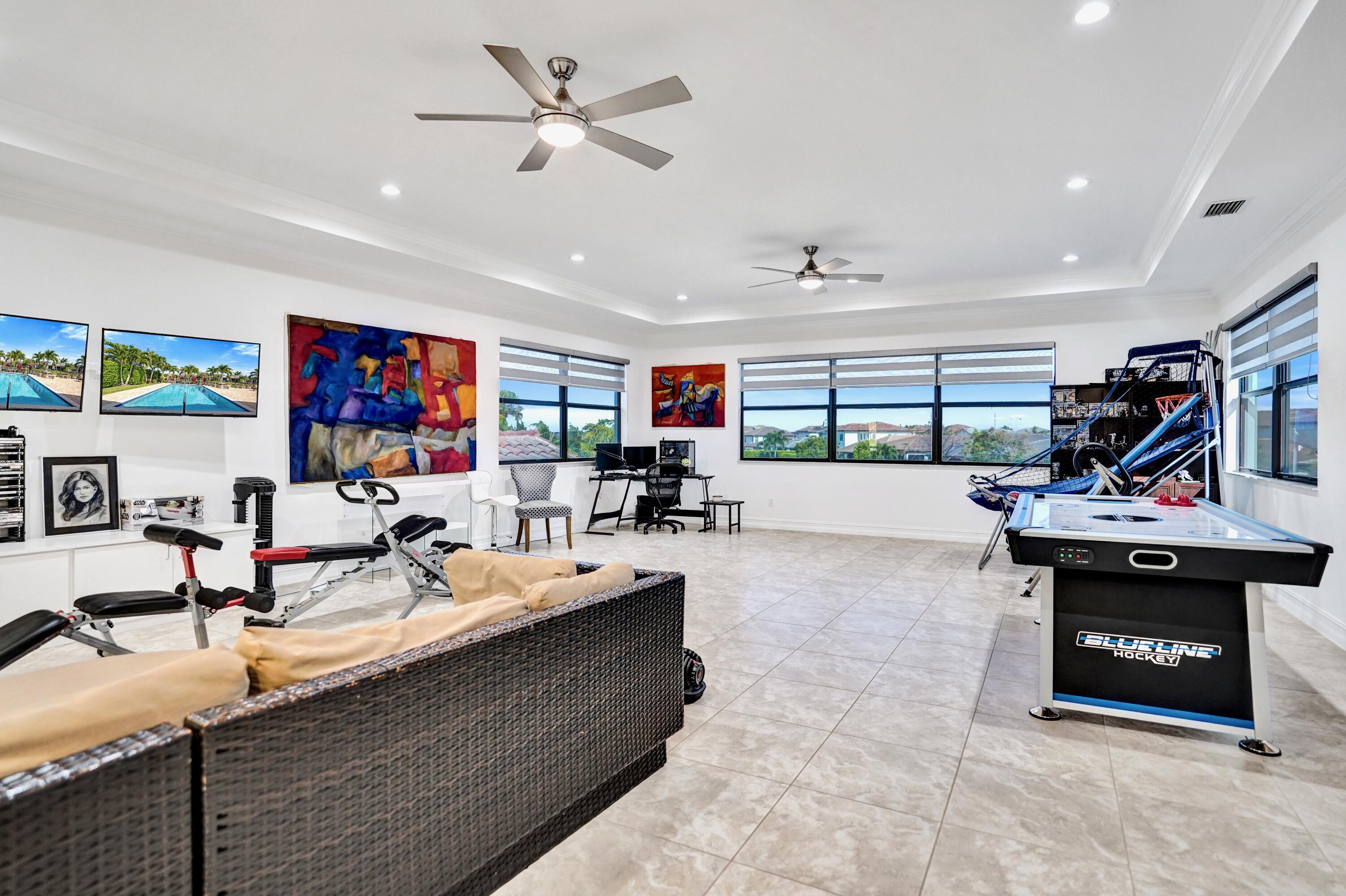 PALM MEADOWS ESTATES - Residential