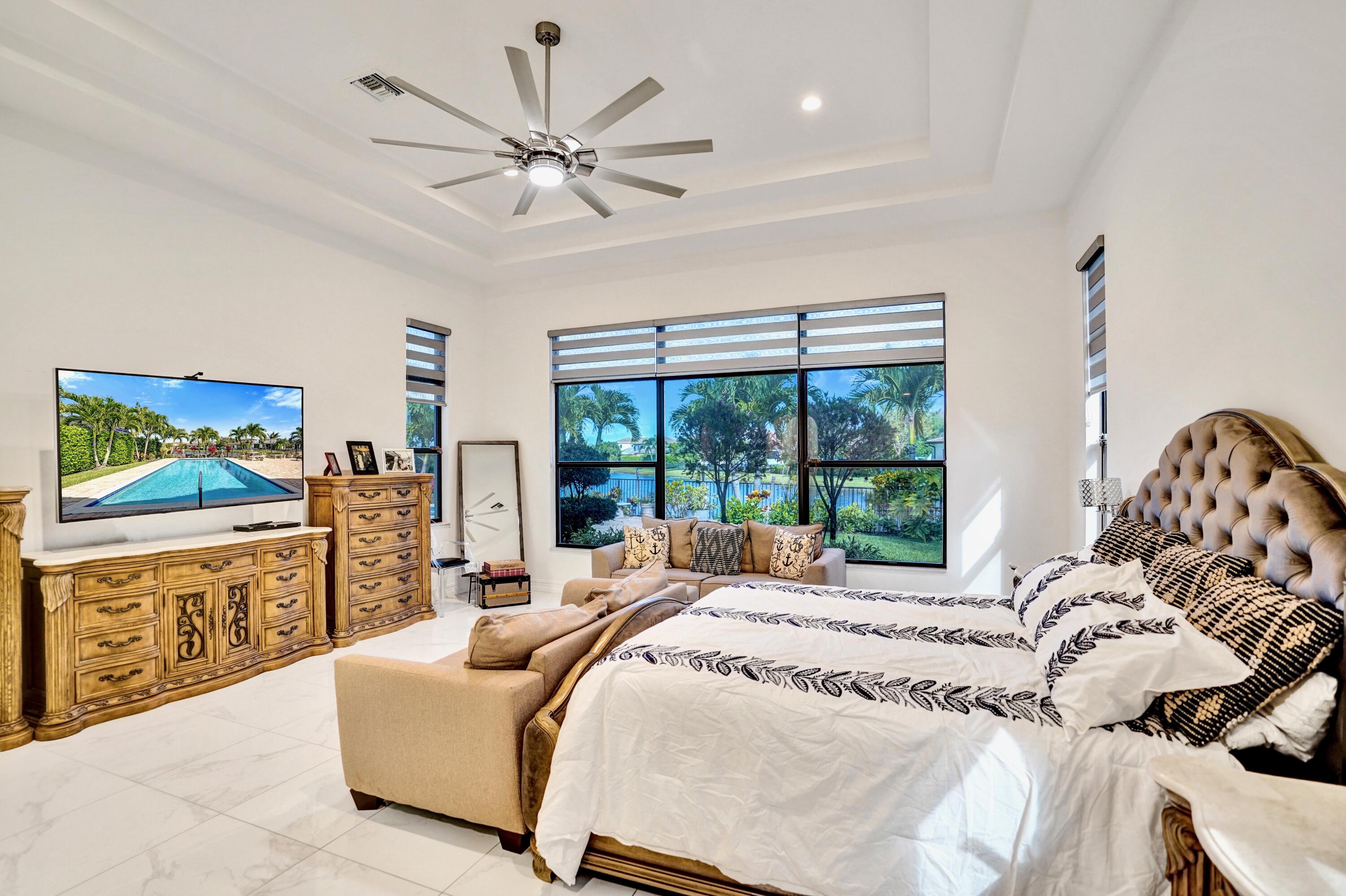 PALM MEADOWS ESTATES - Residential