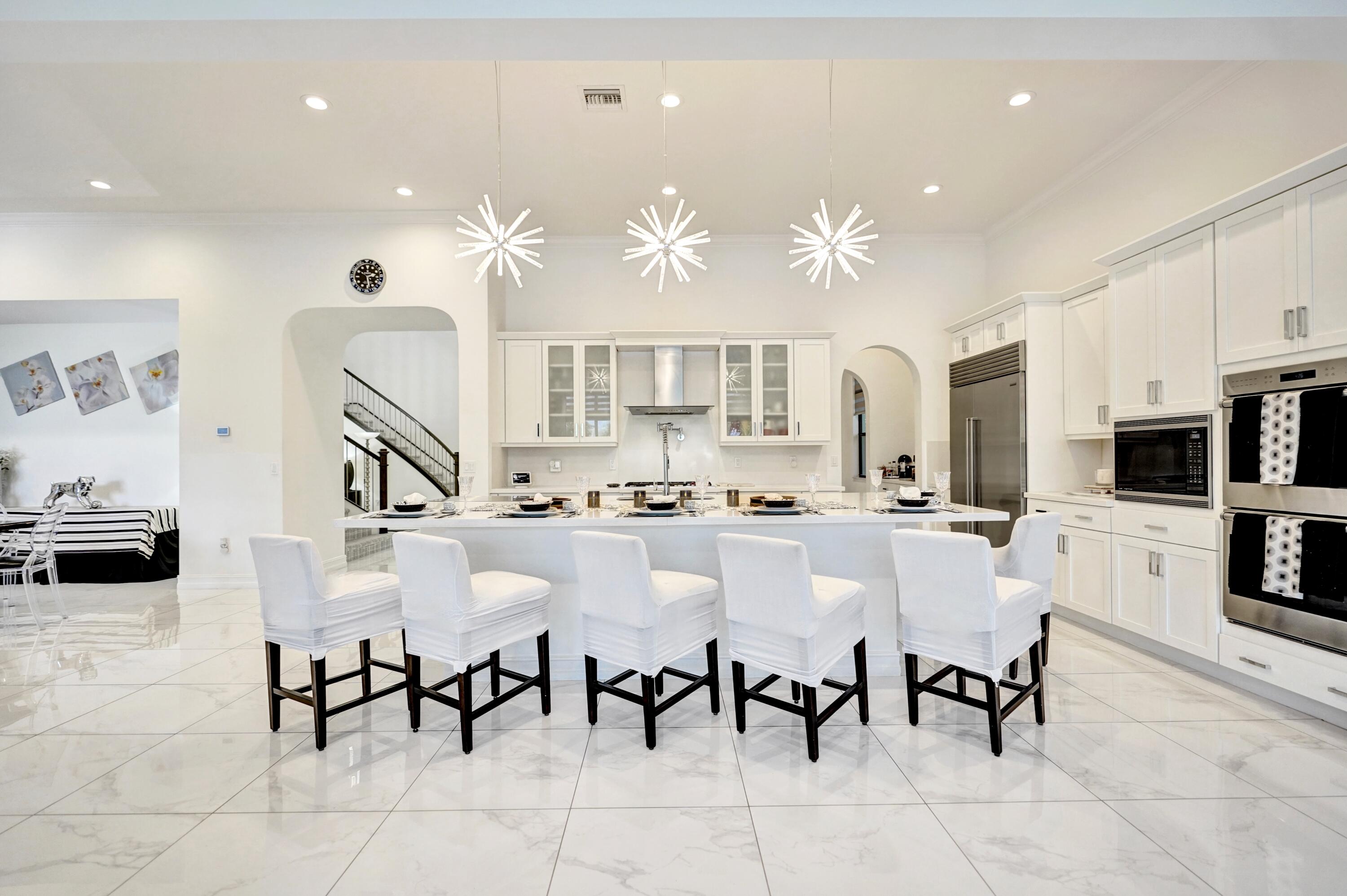 PALM MEADOWS ESTATES - Residential