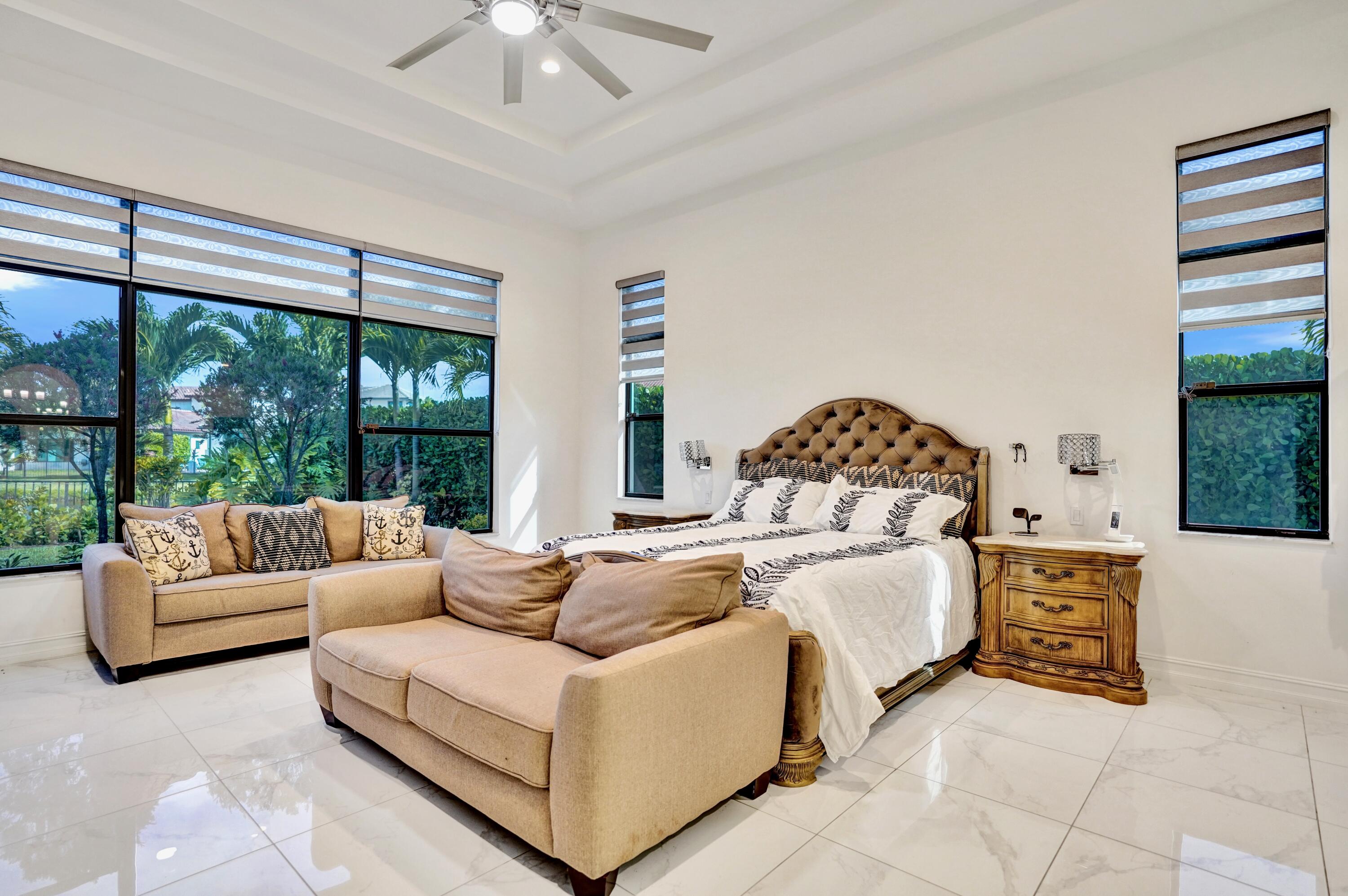 PALM MEADOWS ESTATES - Residential