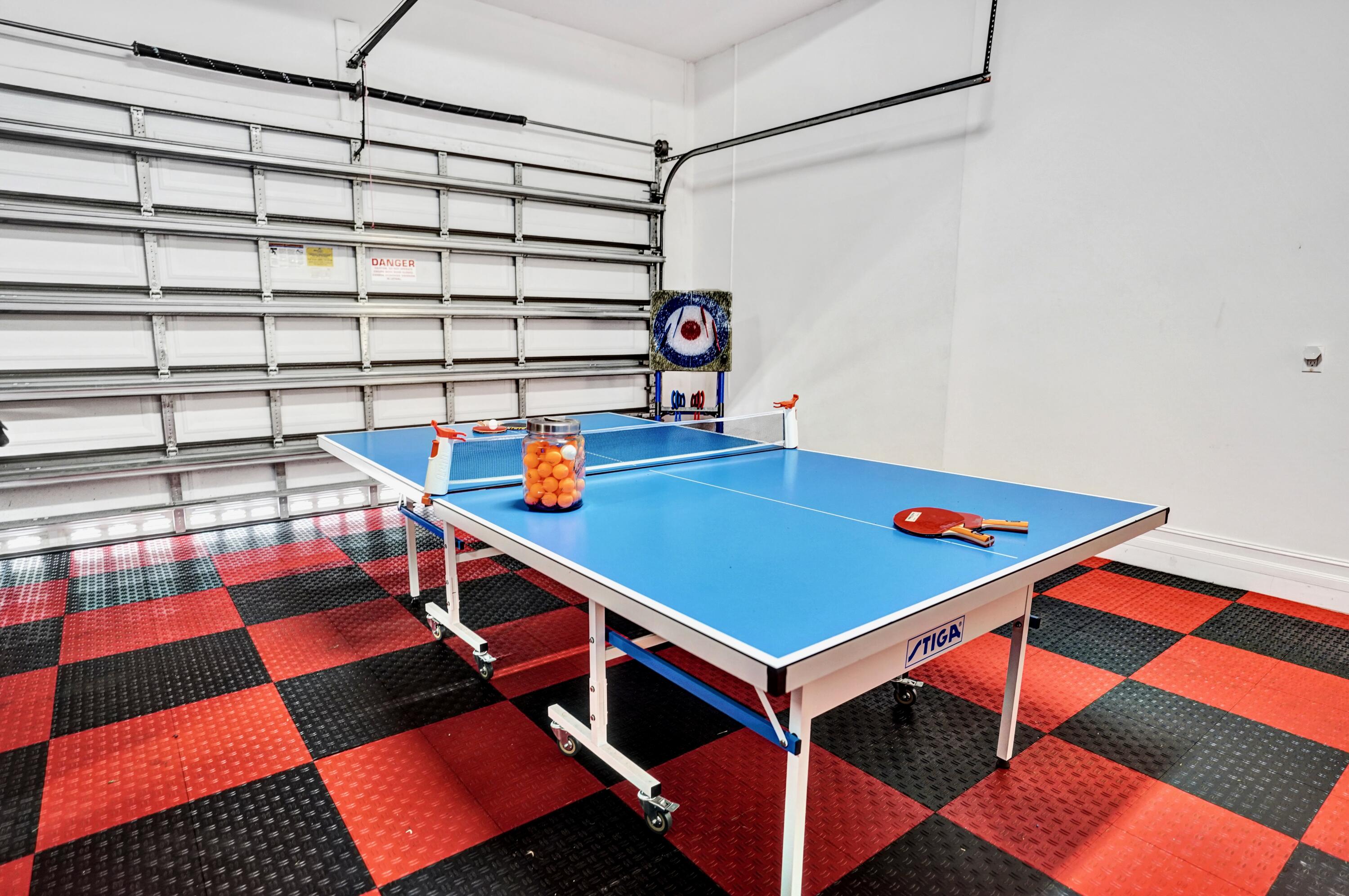 PALM MEADOWS ESTATES - Residential