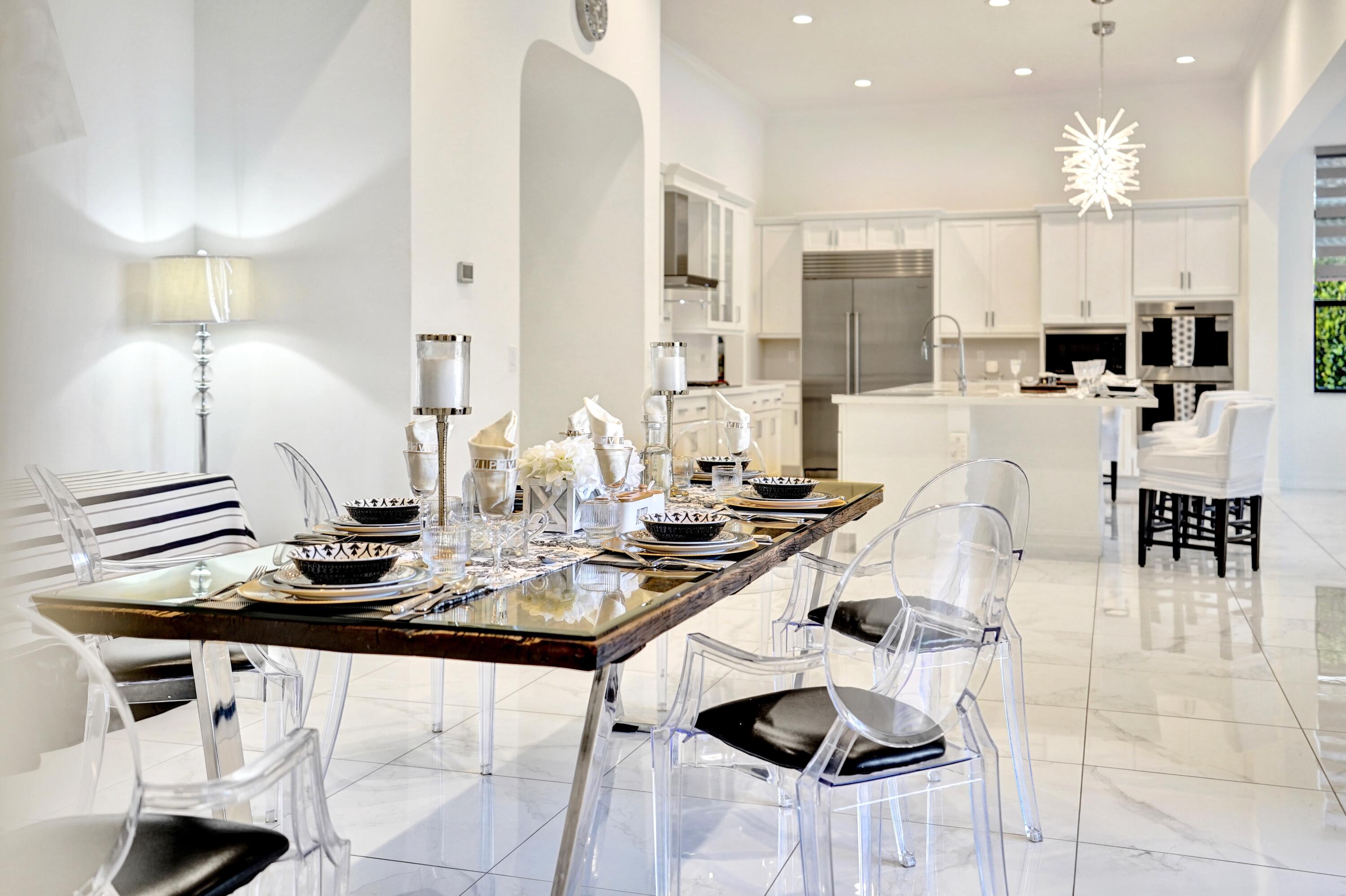 PALM MEADOWS ESTATES - Residential