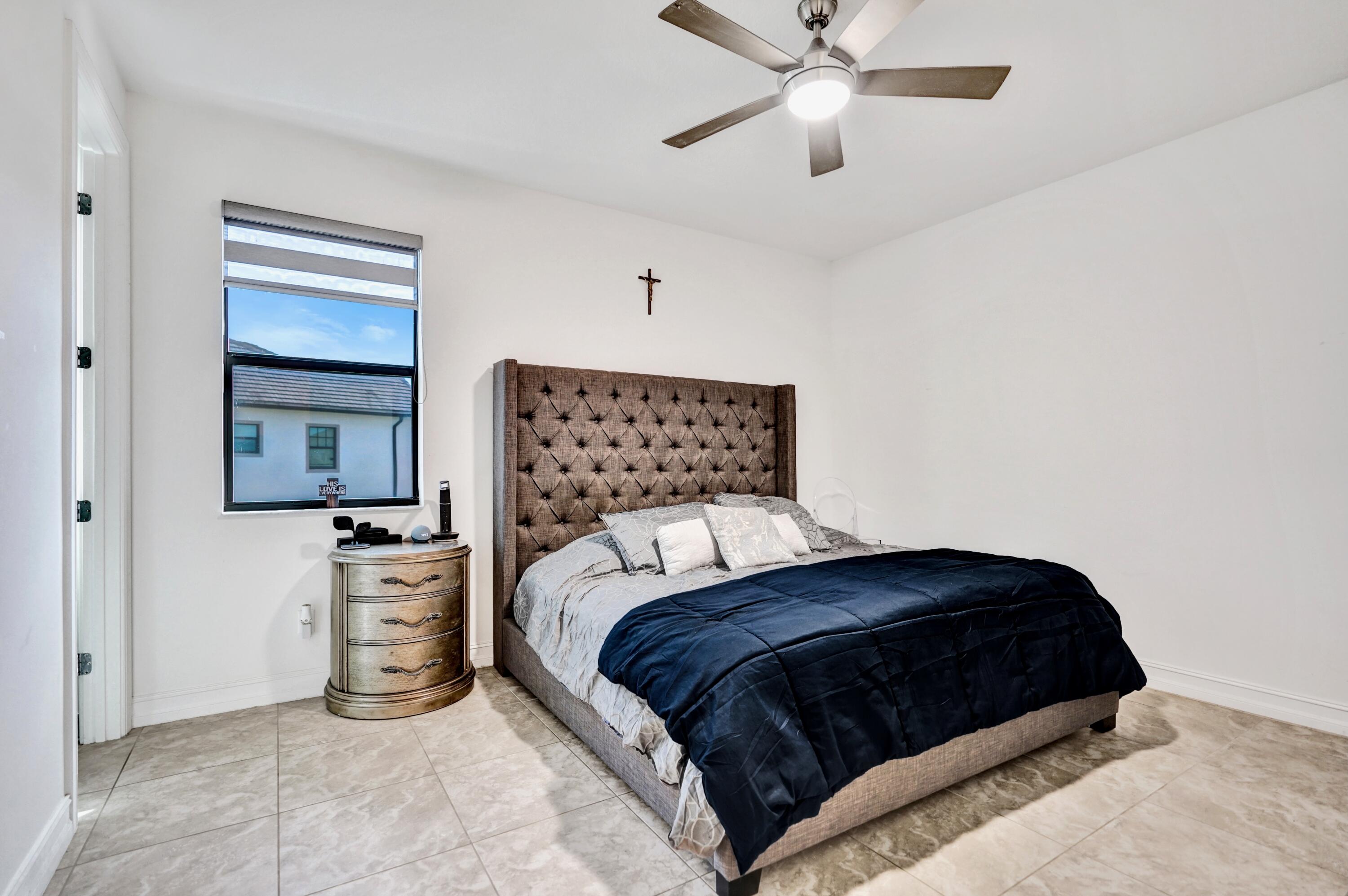 PALM MEADOWS ESTATES - Residential