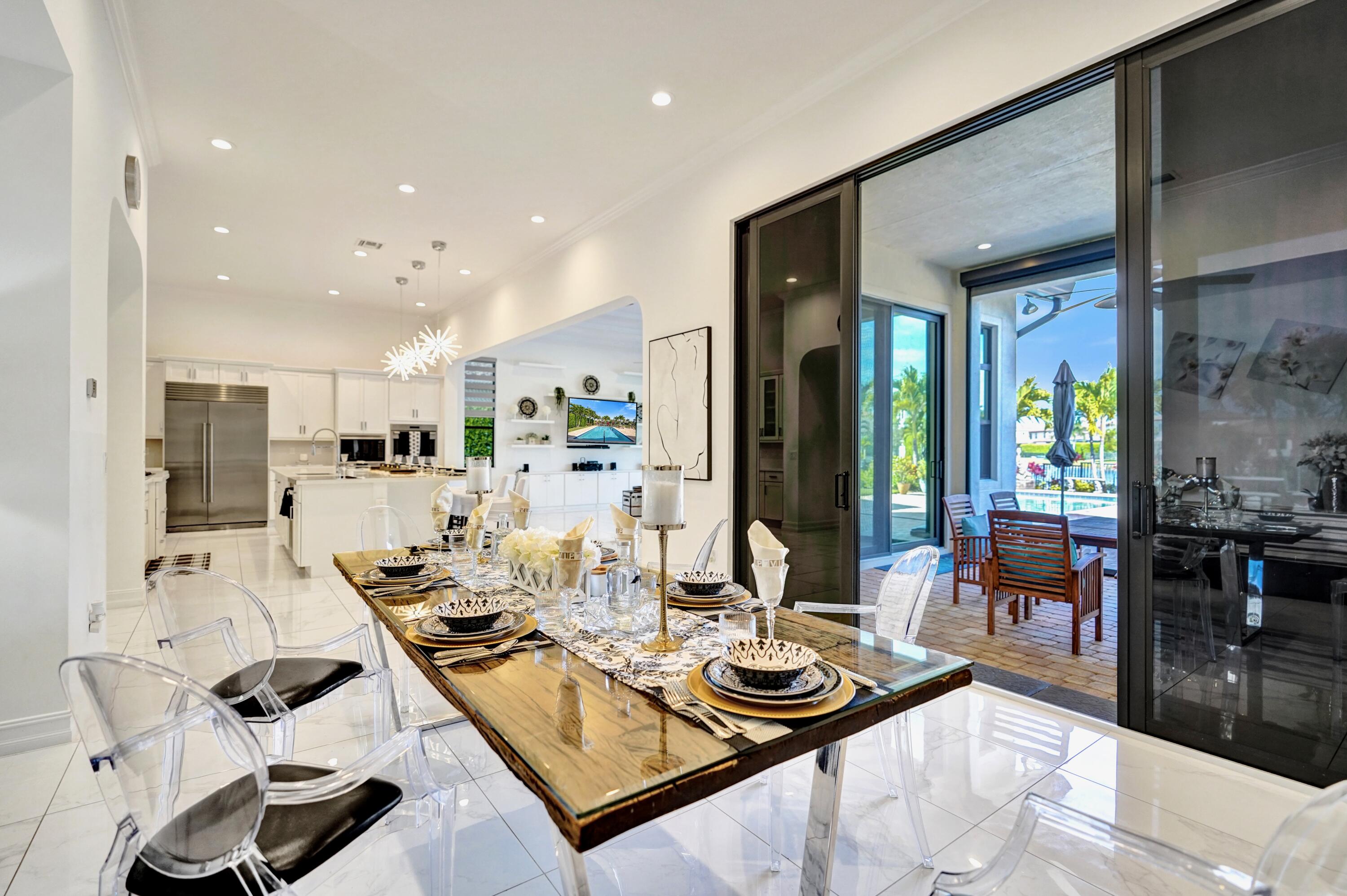 PALM MEADOWS ESTATES - Residential