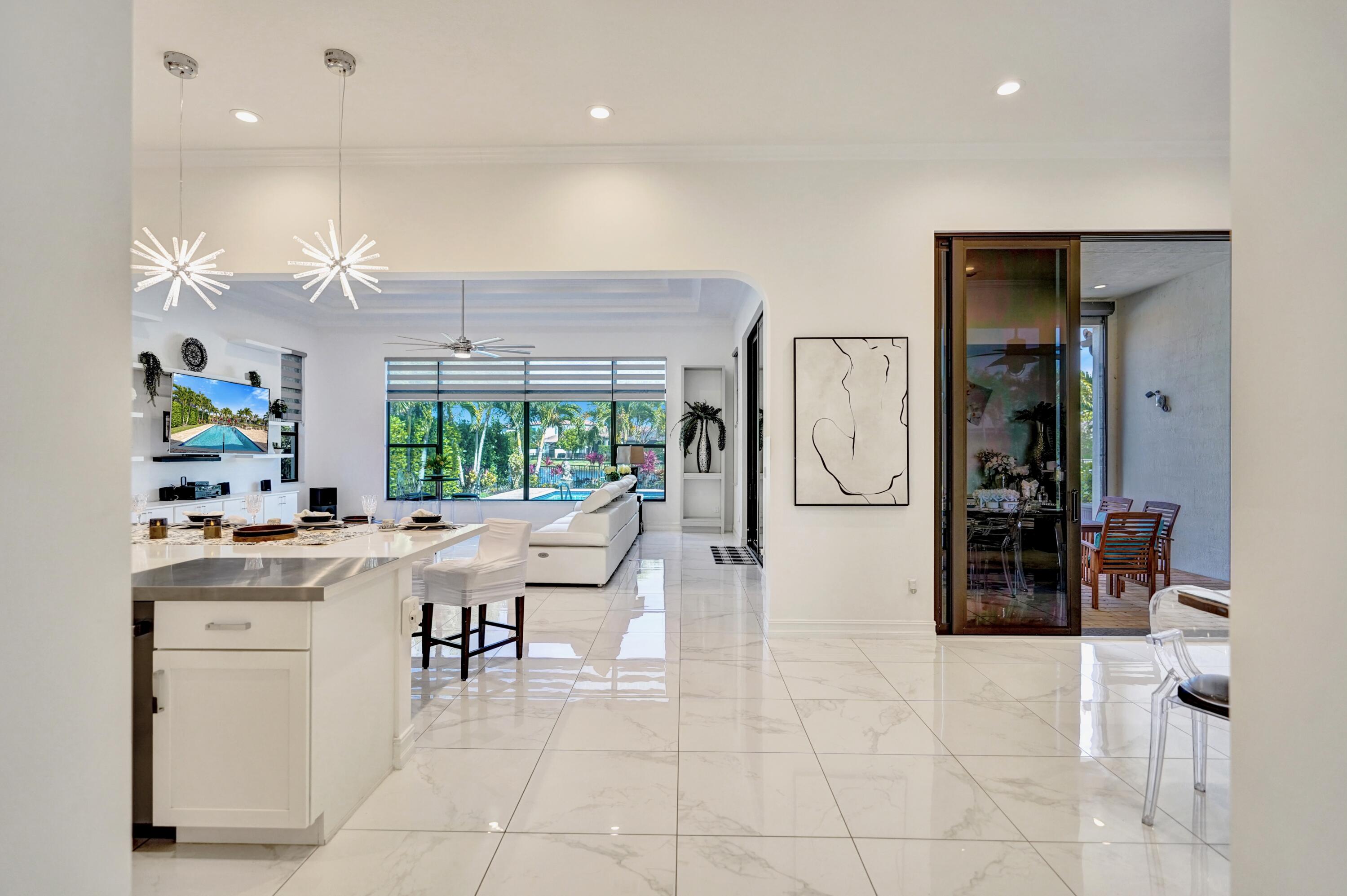 PALM MEADOWS ESTATES - Residential