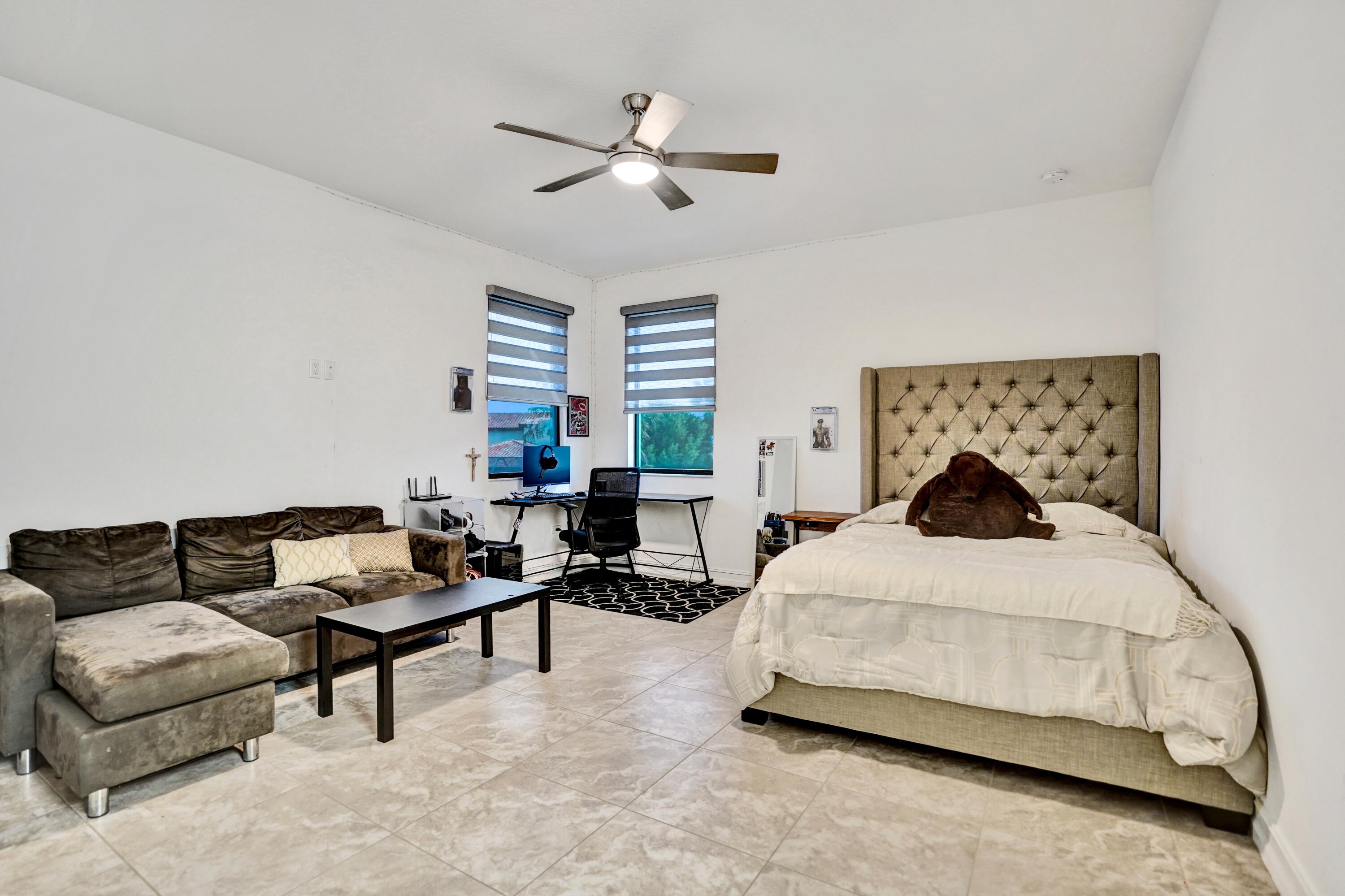 PALM MEADOWS ESTATES - Residential