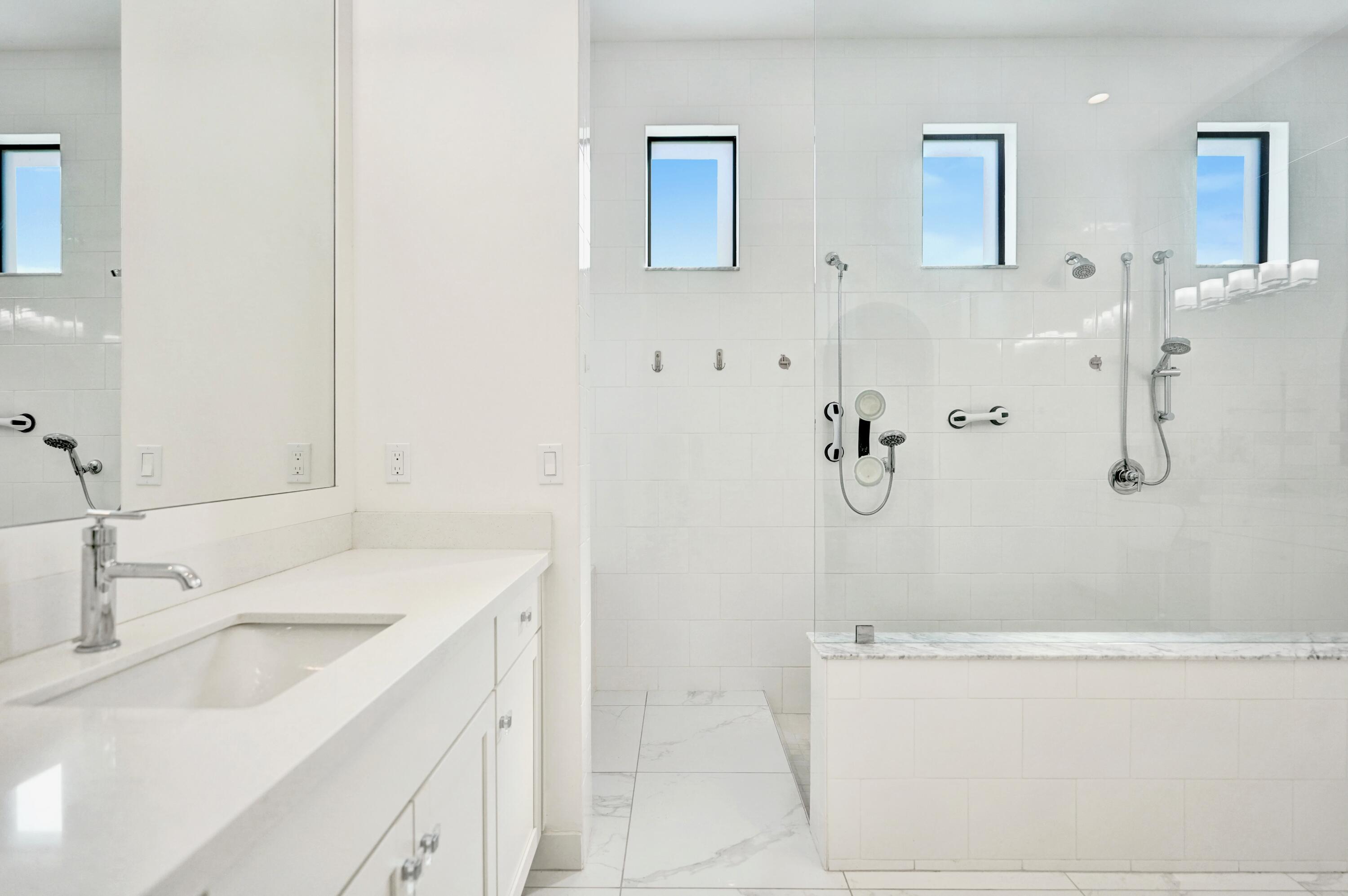 PALM MEADOWS ESTATES - Residential