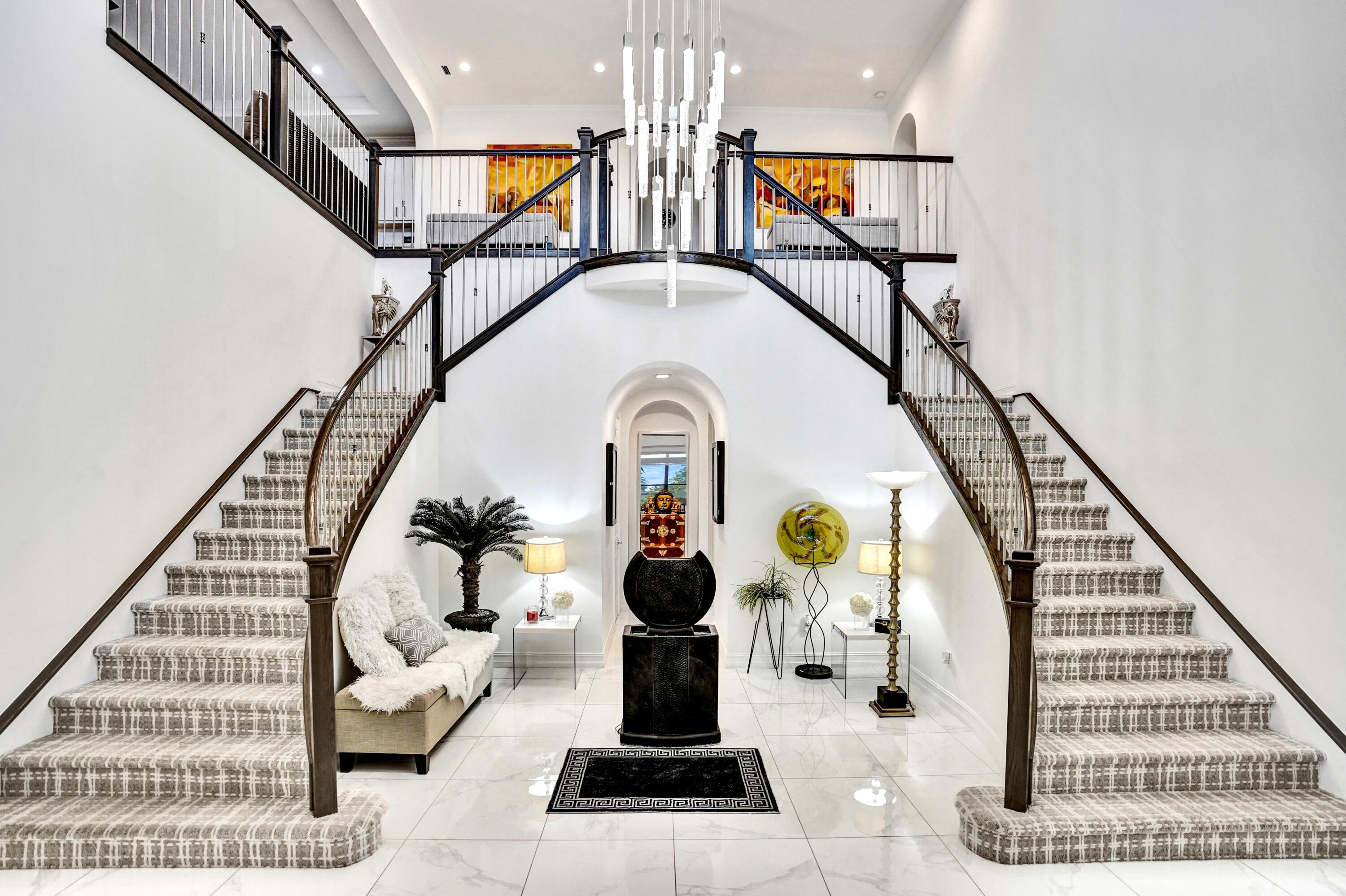 PALM MEADOWS ESTATES - Residential