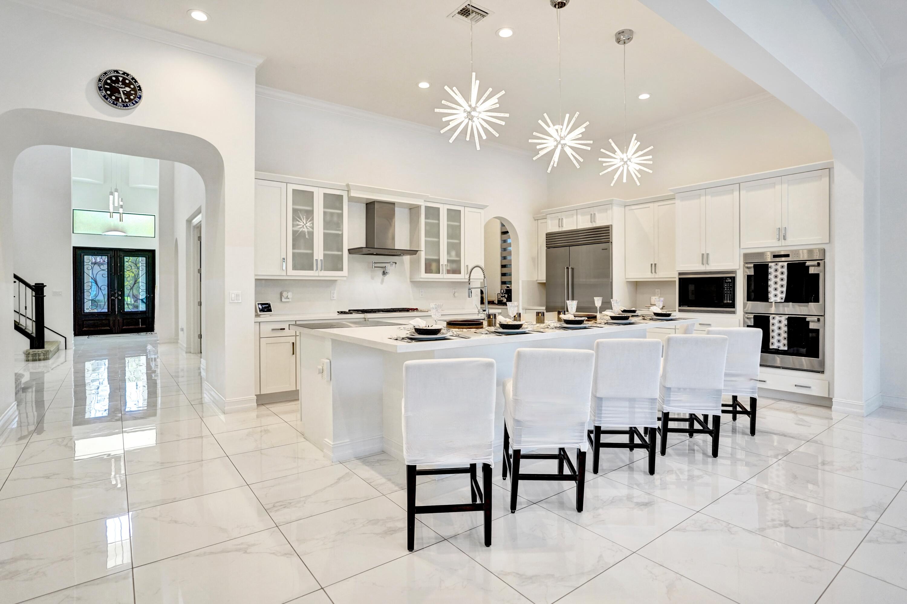 PALM MEADOWS ESTATES - Residential