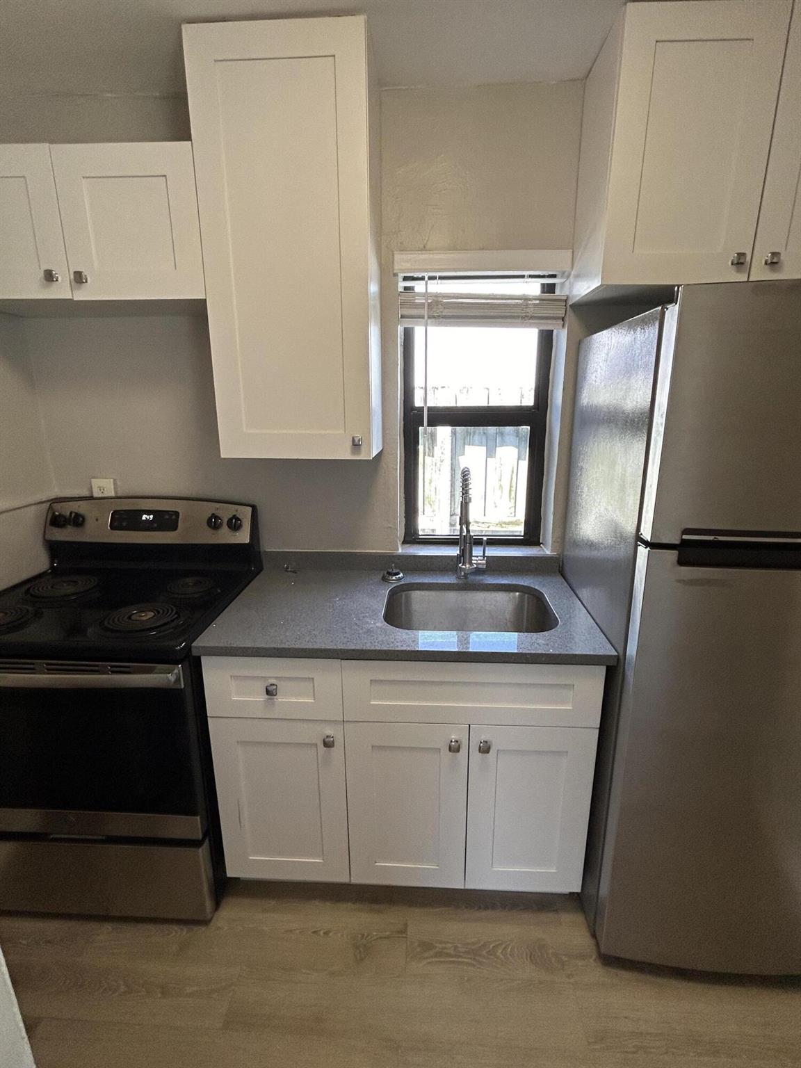 LAKE WORTH TOWN OF - Residential Lease
