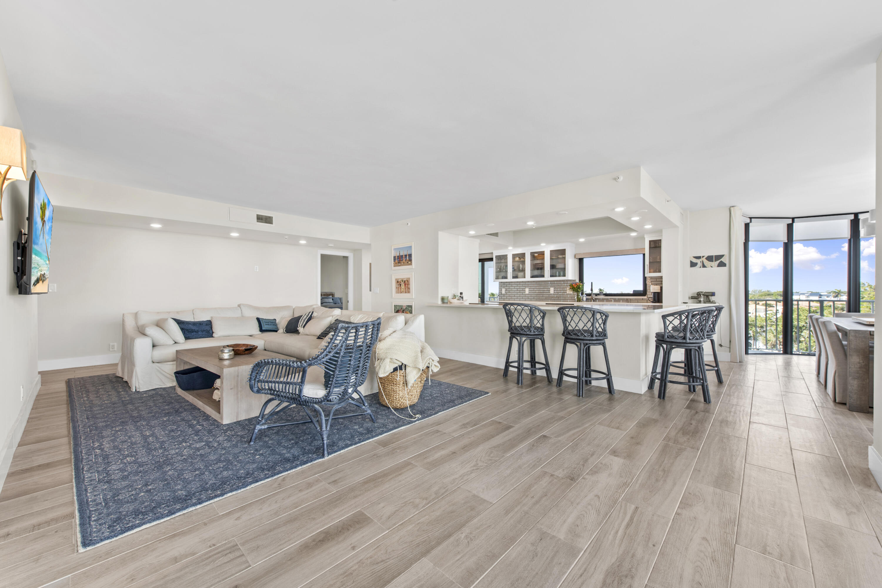 2917 S Ocean Boulevard 301