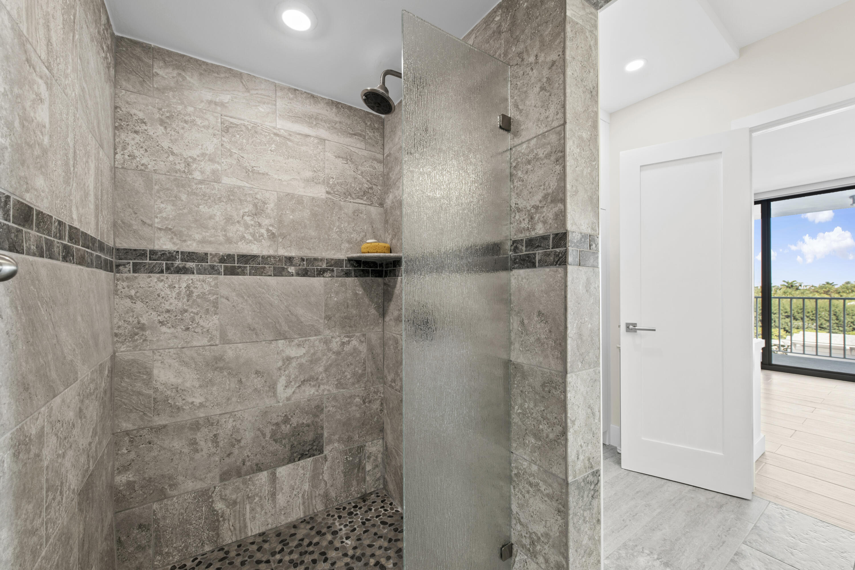 TRAFALGAR OF HIGHLAND BEACH CONDO - Residential