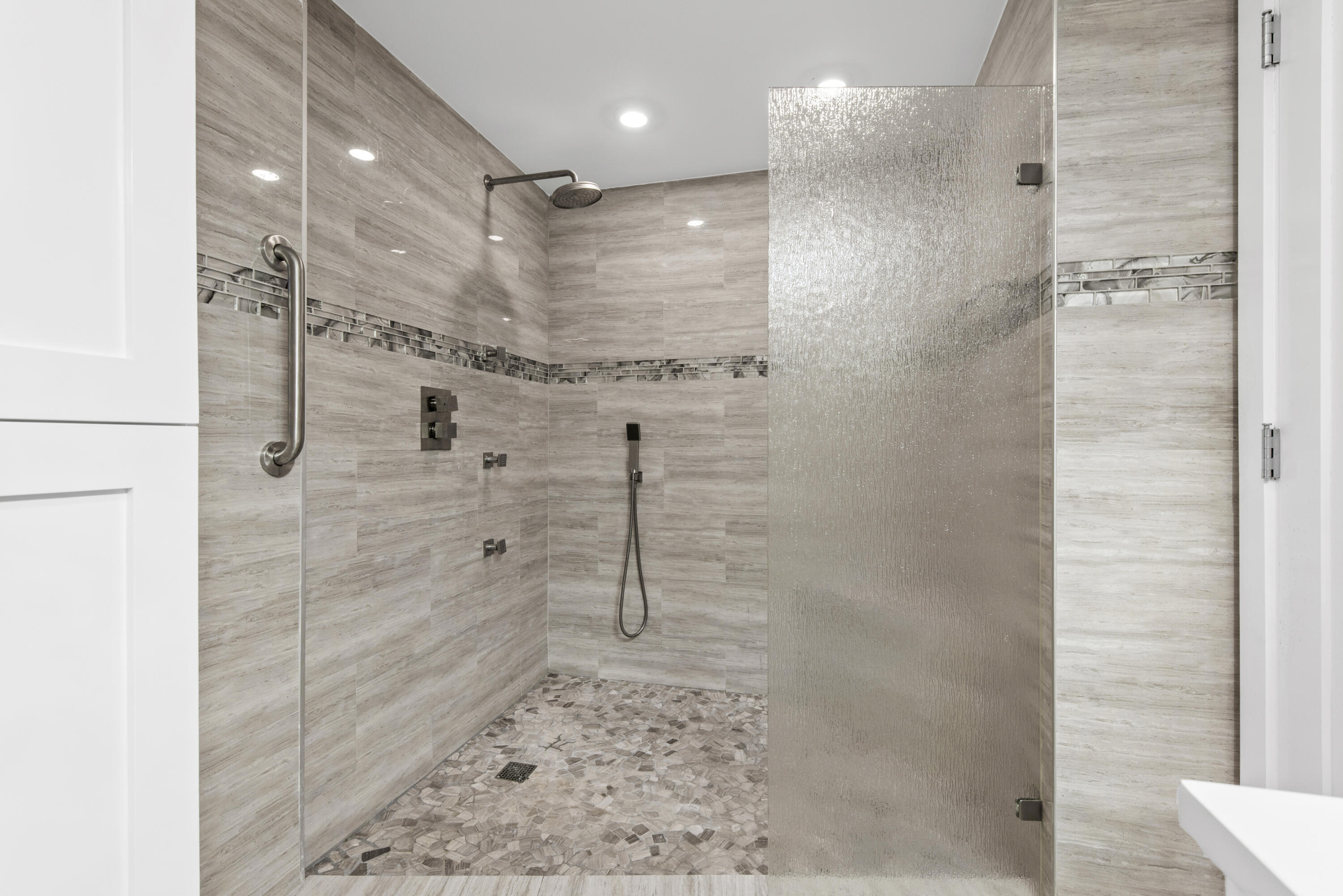 TRAFALGAR OF HIGHLAND BEACH CONDO - Residential