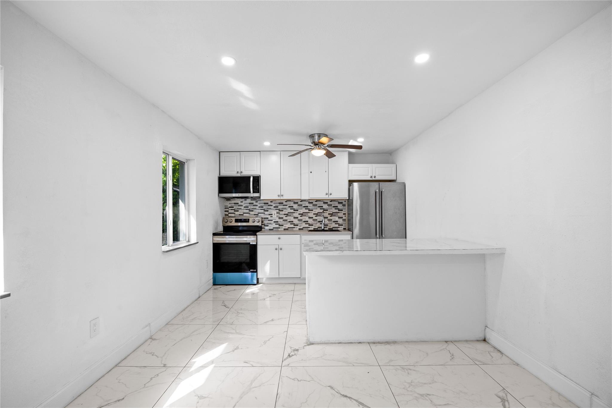 Fulford By Sec H - Residential Lease