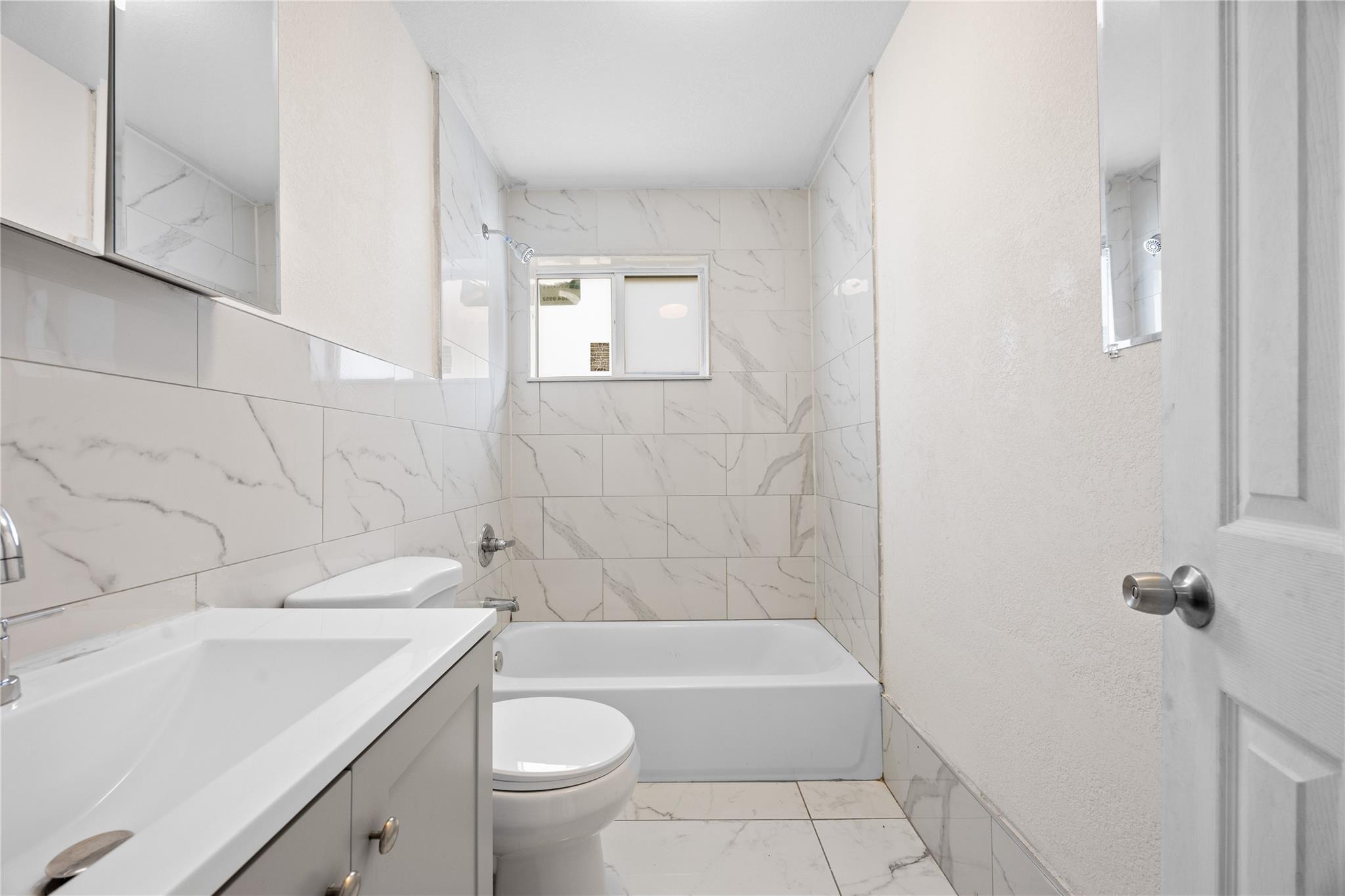 Fulford By Sec H - Residential Lease