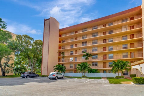 Tiny photo for 14623 BONAIRE Boulevard #502, Delray Beach, FL 33446 (MLS # B26088453)