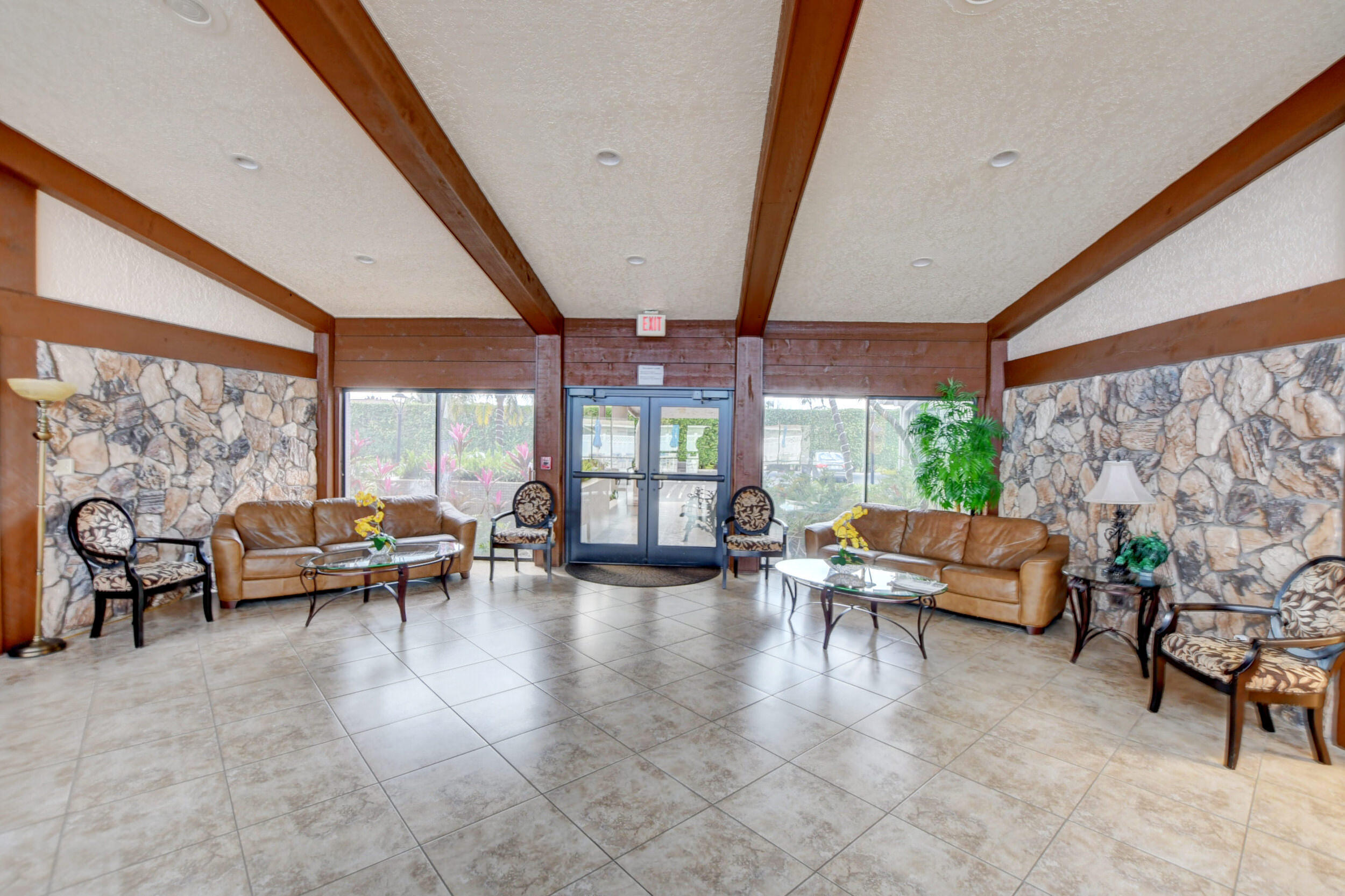 VILLAGE OF ORIOLE - Residential