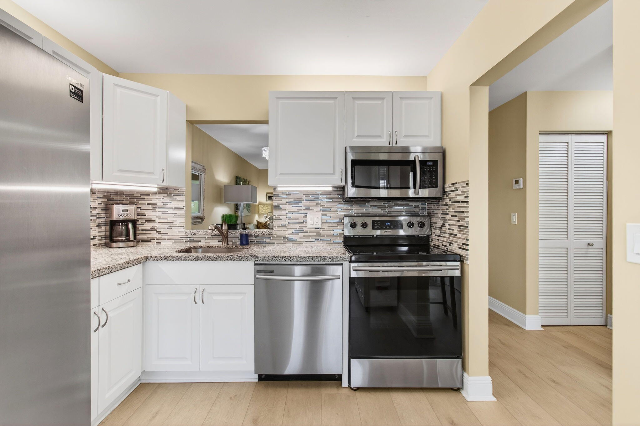 VILLAGE OF ORIOLE - Residential