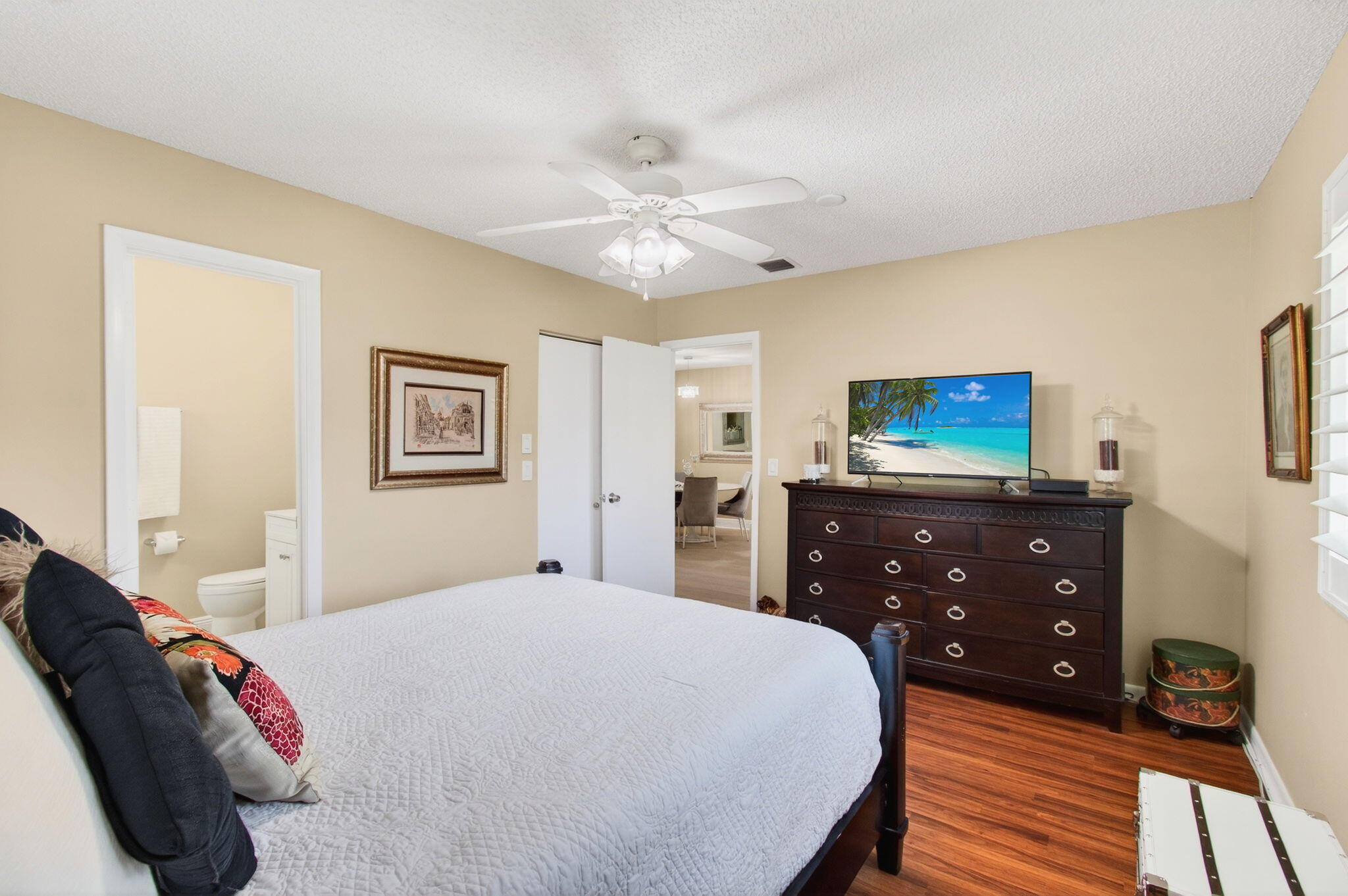 VILLAGE OF ORIOLE - Residential