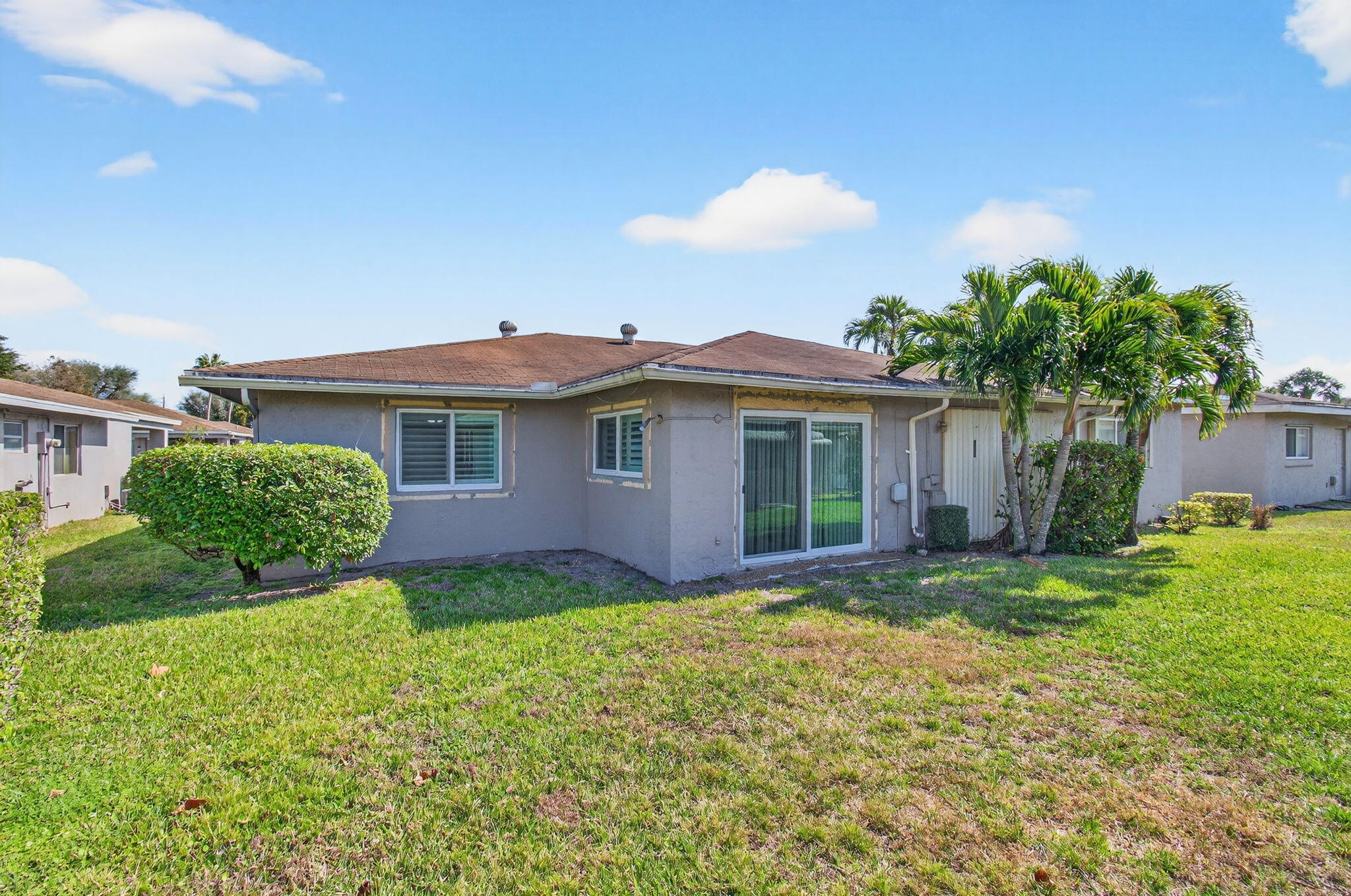 VILLAGE OF ORIOLE - Residential