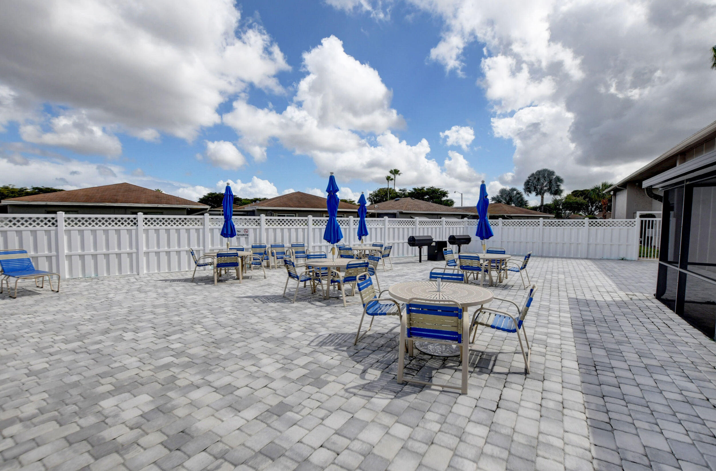 VILLAGE OF ORIOLE - Residential