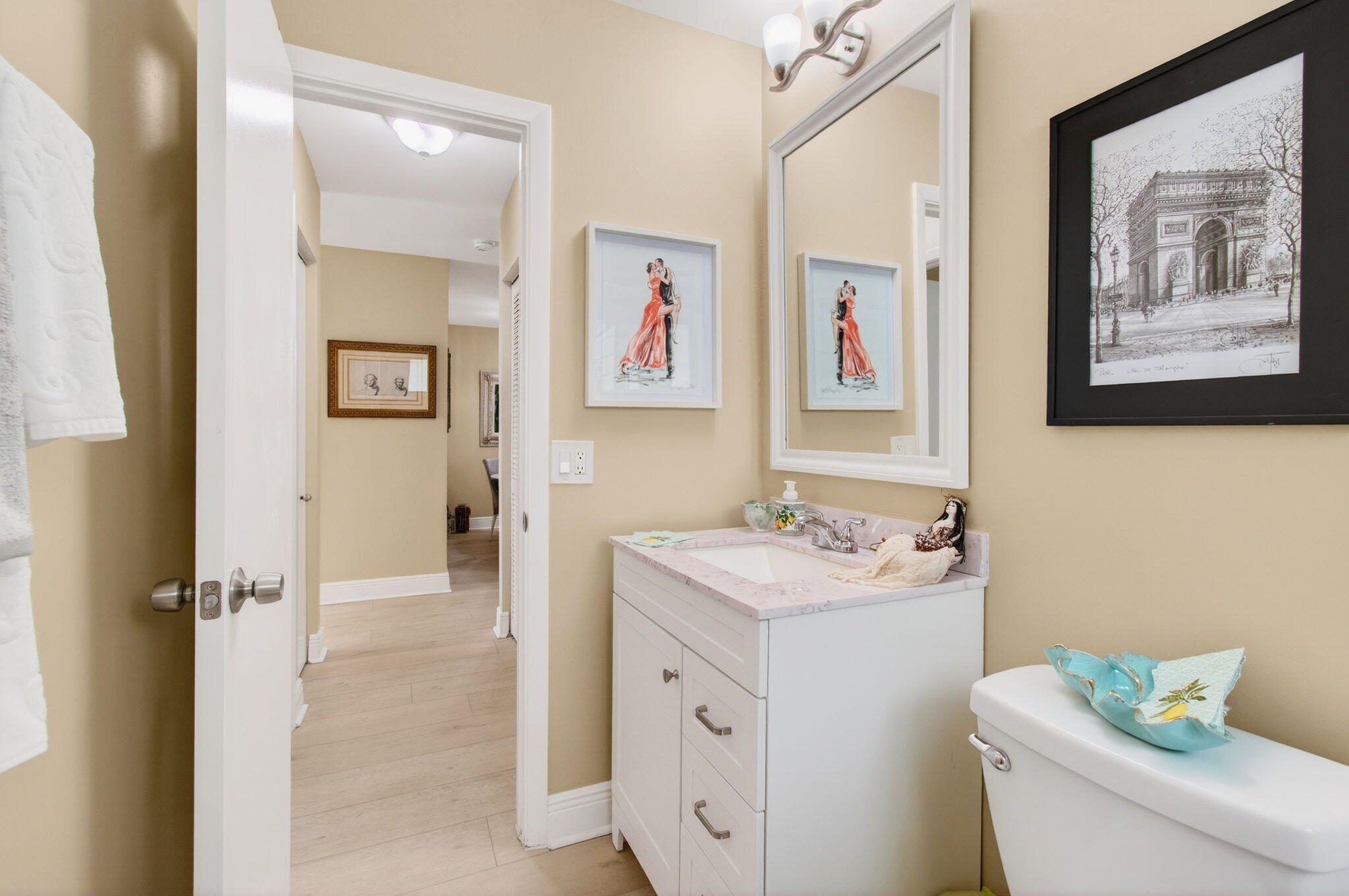 VILLAGE OF ORIOLE - Residential