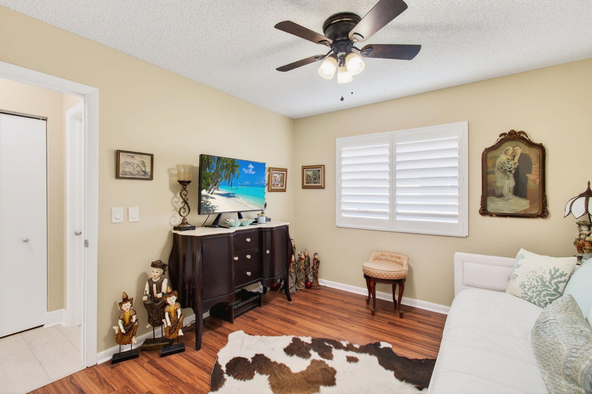 VILLAGE OF ORIOLE - Residential