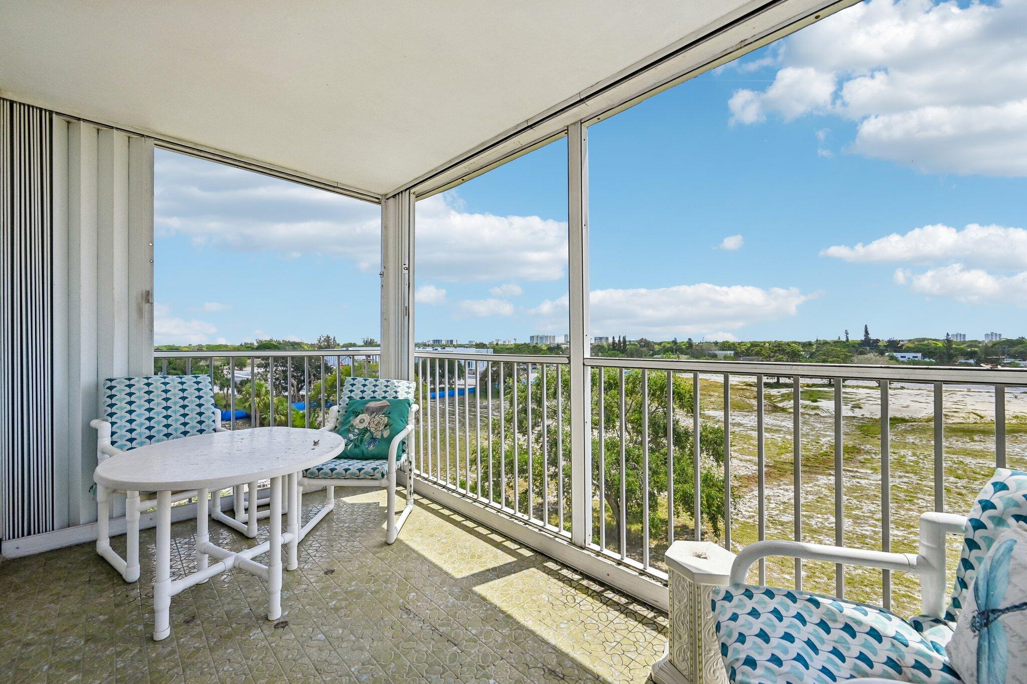 BOCA TEECA CONDO 3 - Residential