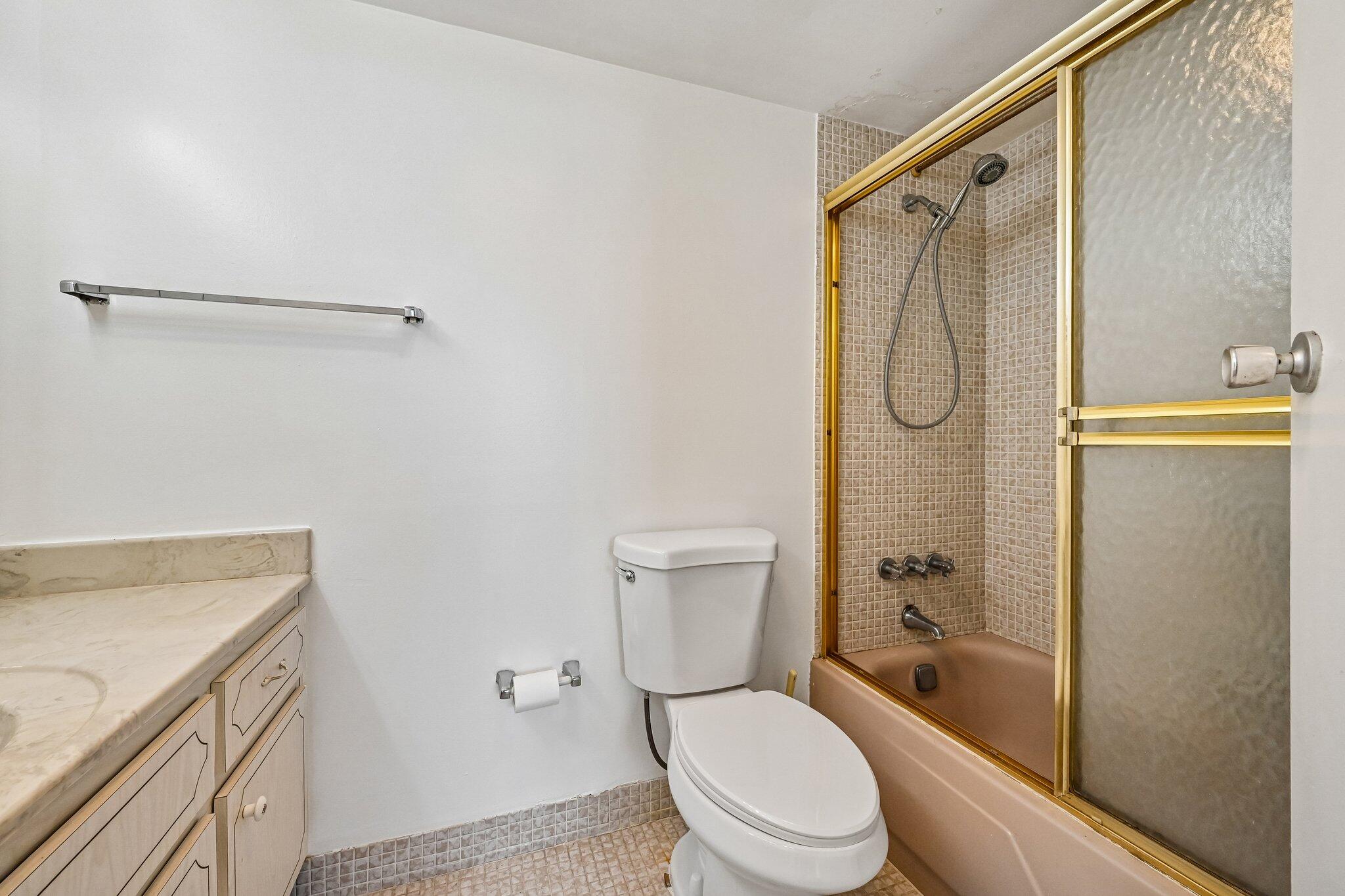 BOCA TEECA CONDO 3 - Residential