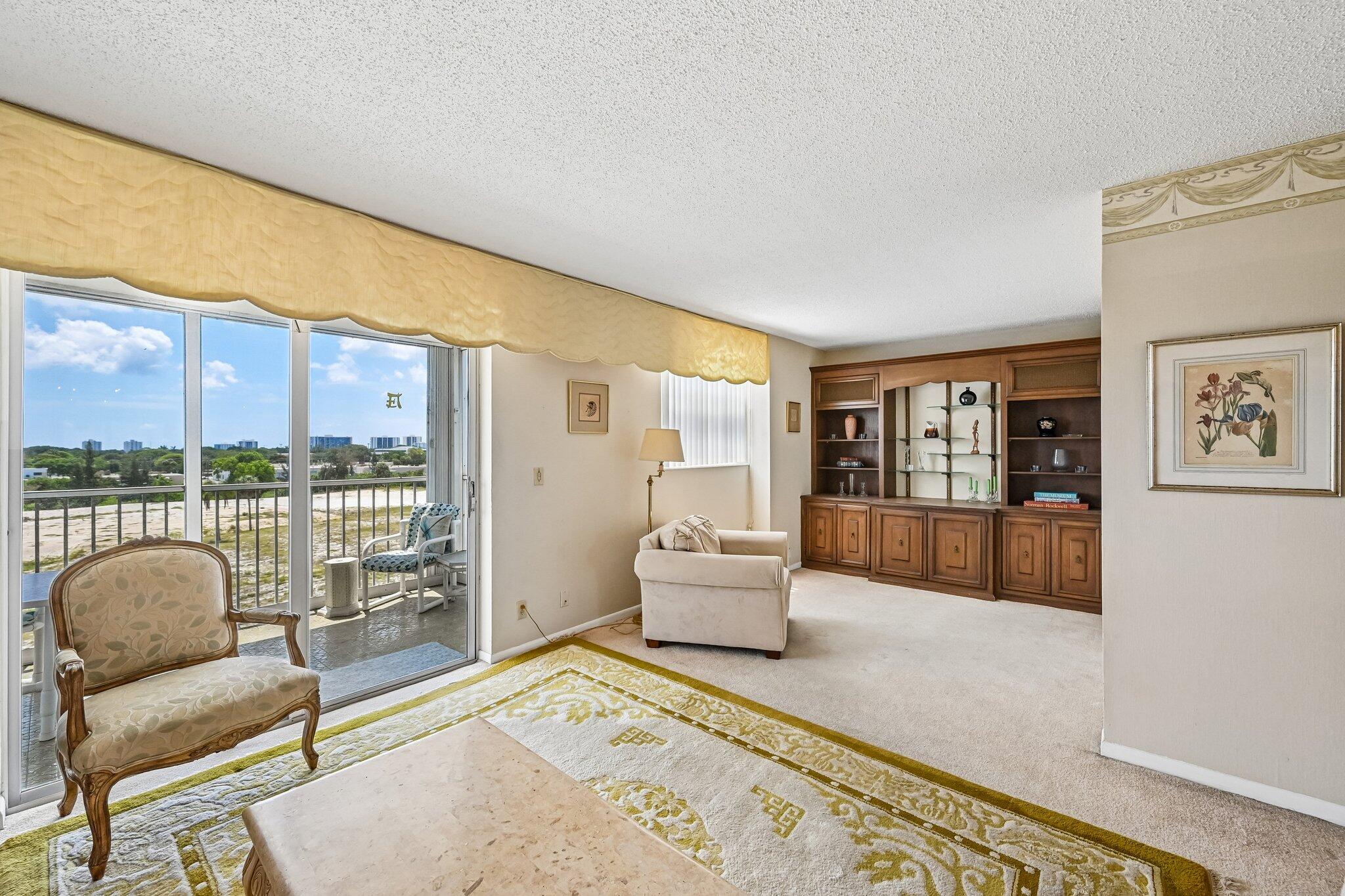 BOCA TEECA CONDO 3 - Residential