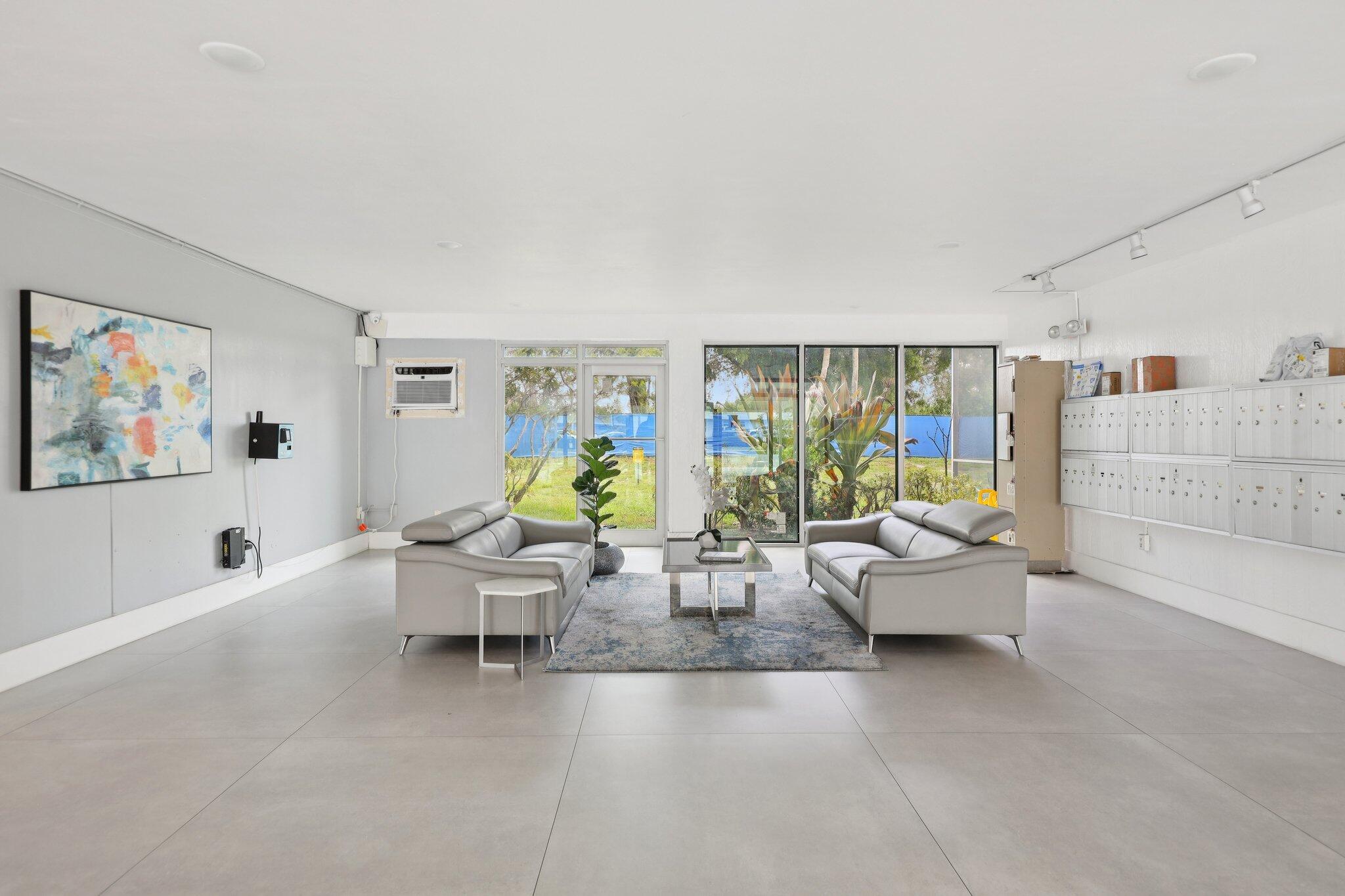 BOCA TEECA CONDO 3 - Residential