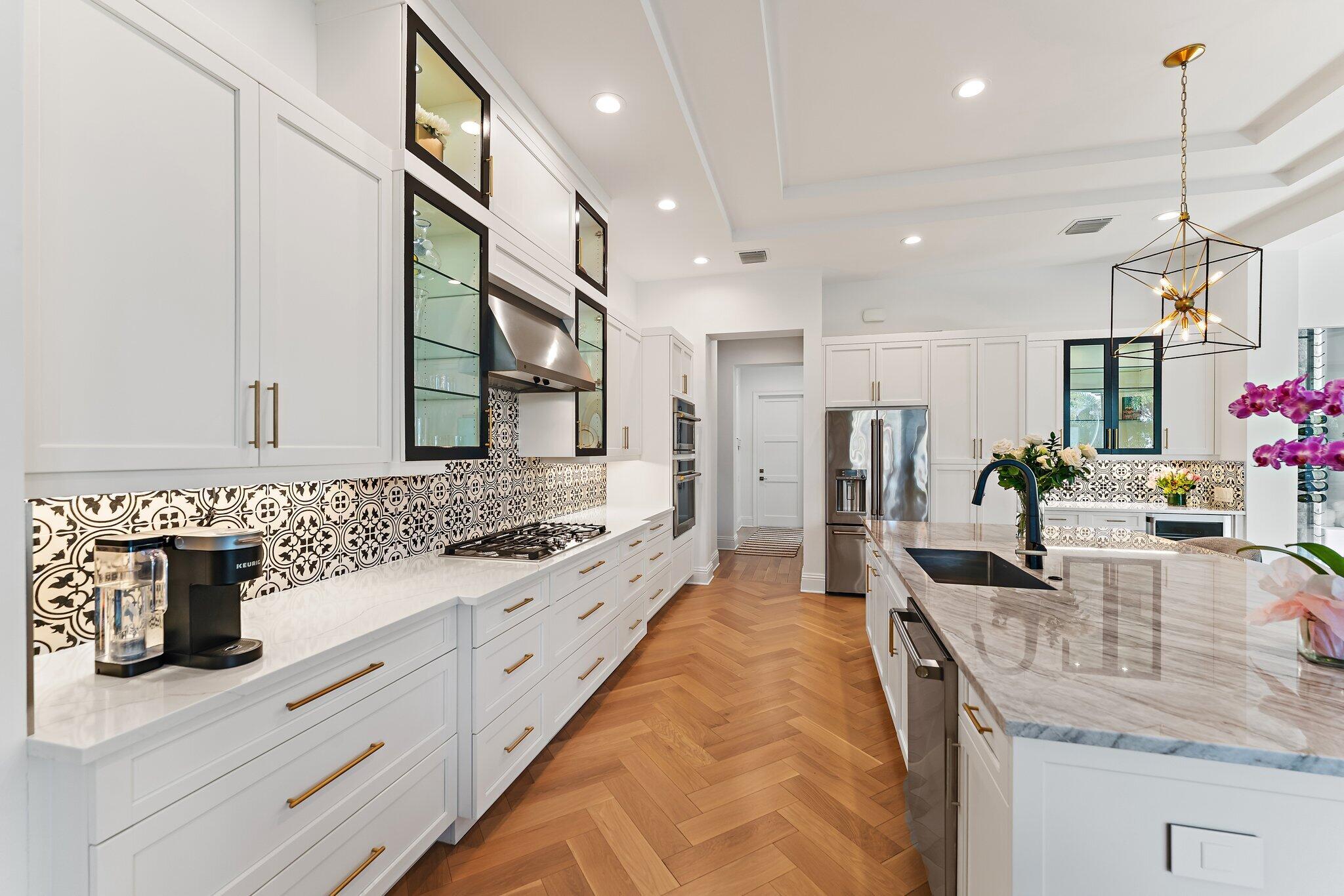 INDIAN HILLS - Residential