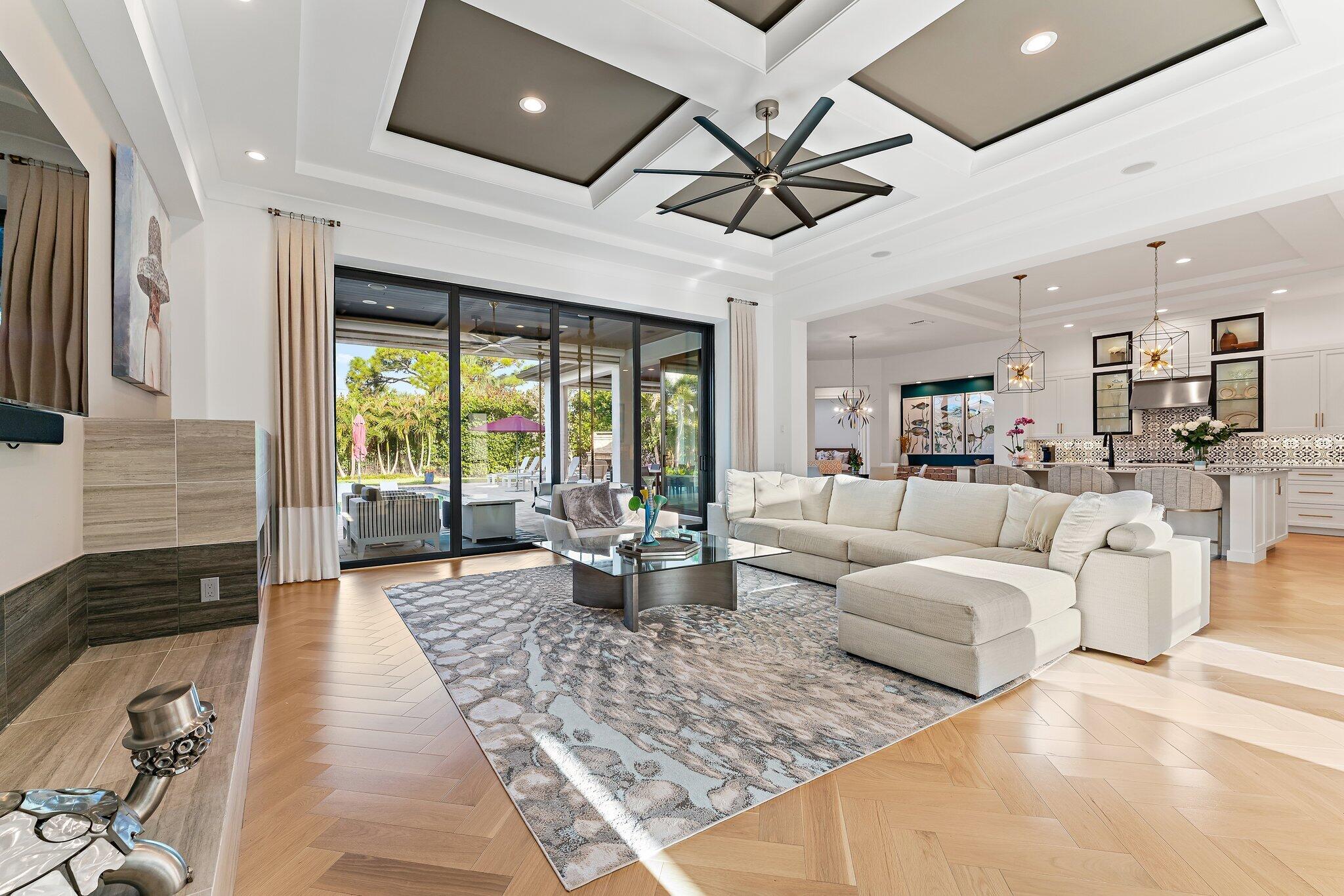 INDIAN HILLS - Residential